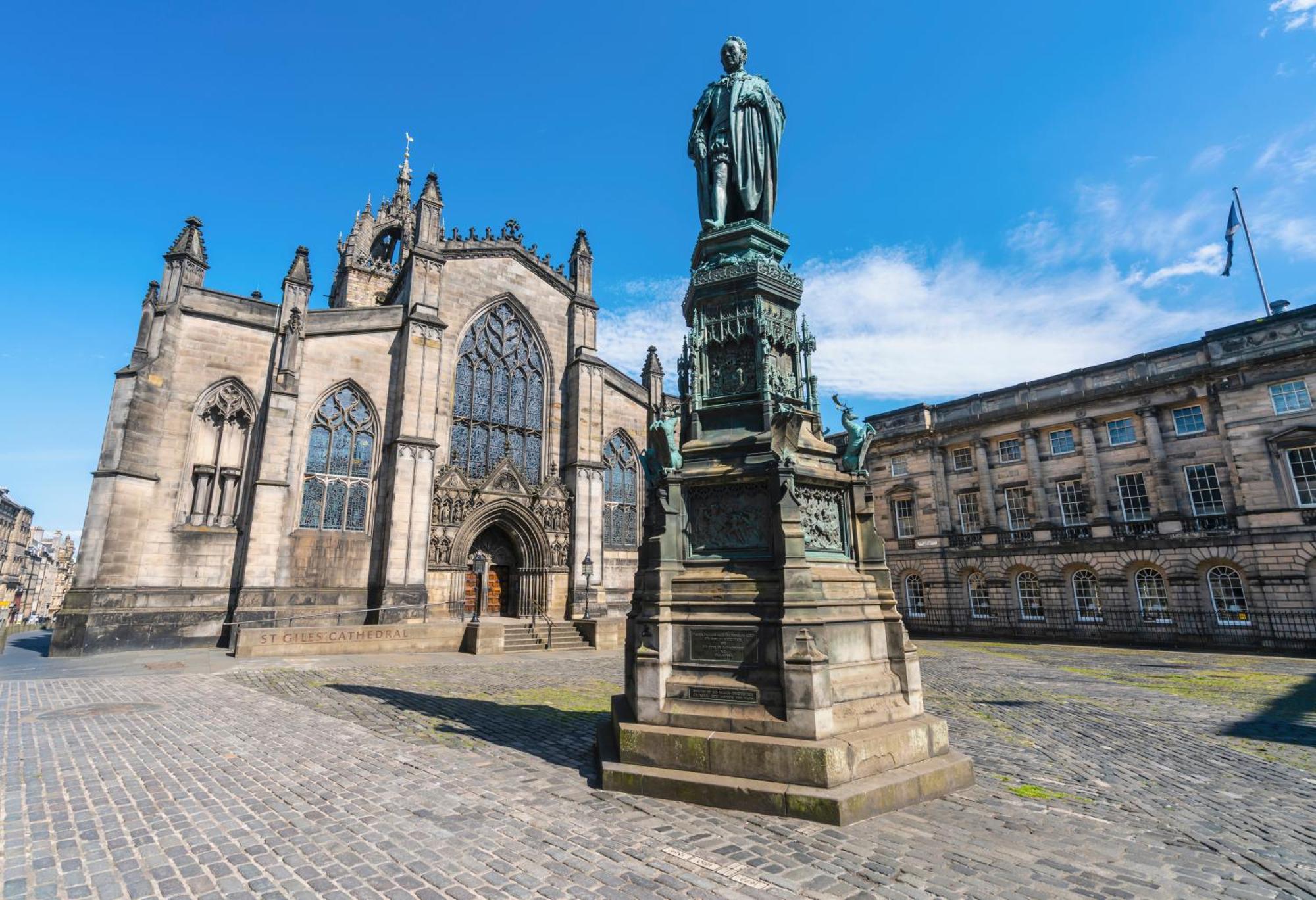 Stunning Royal Mile 2 Bedroom Apartment