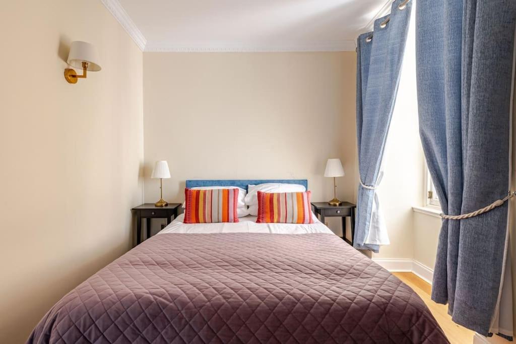 Apartment Stunning Royal Mile 2 Bedroom *