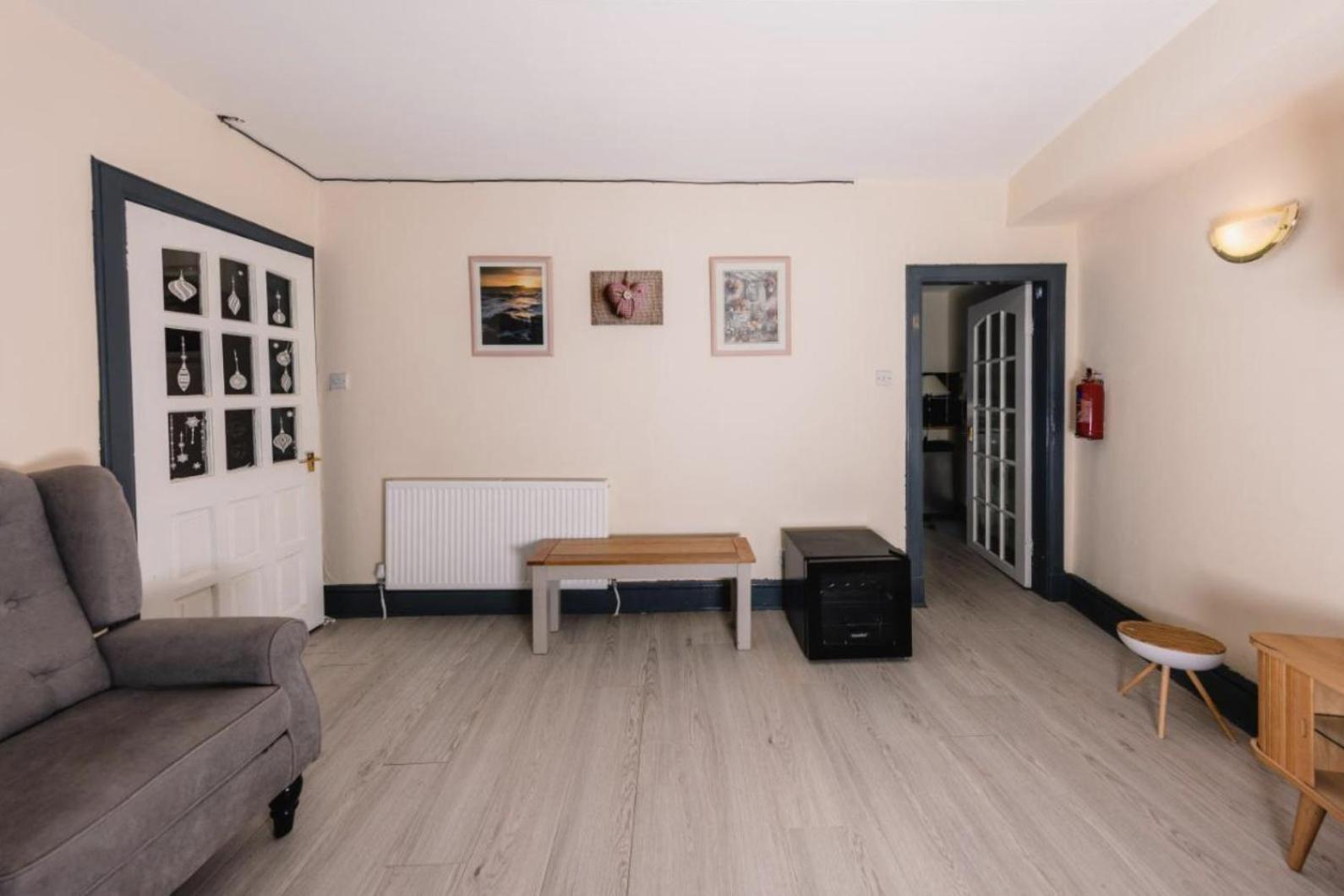 Apartment Warm & Welcoming City Centre Apt - Meadows 3!