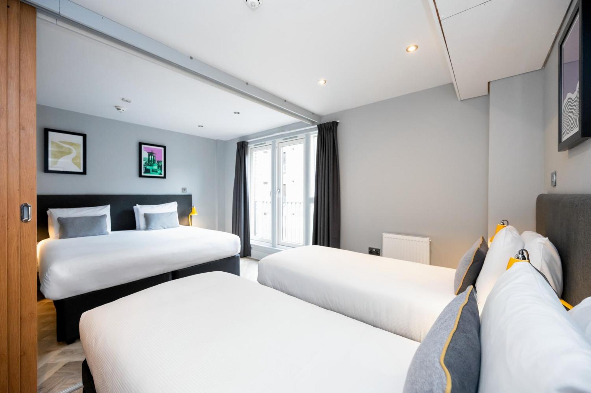 Aparthotel Staycity West End