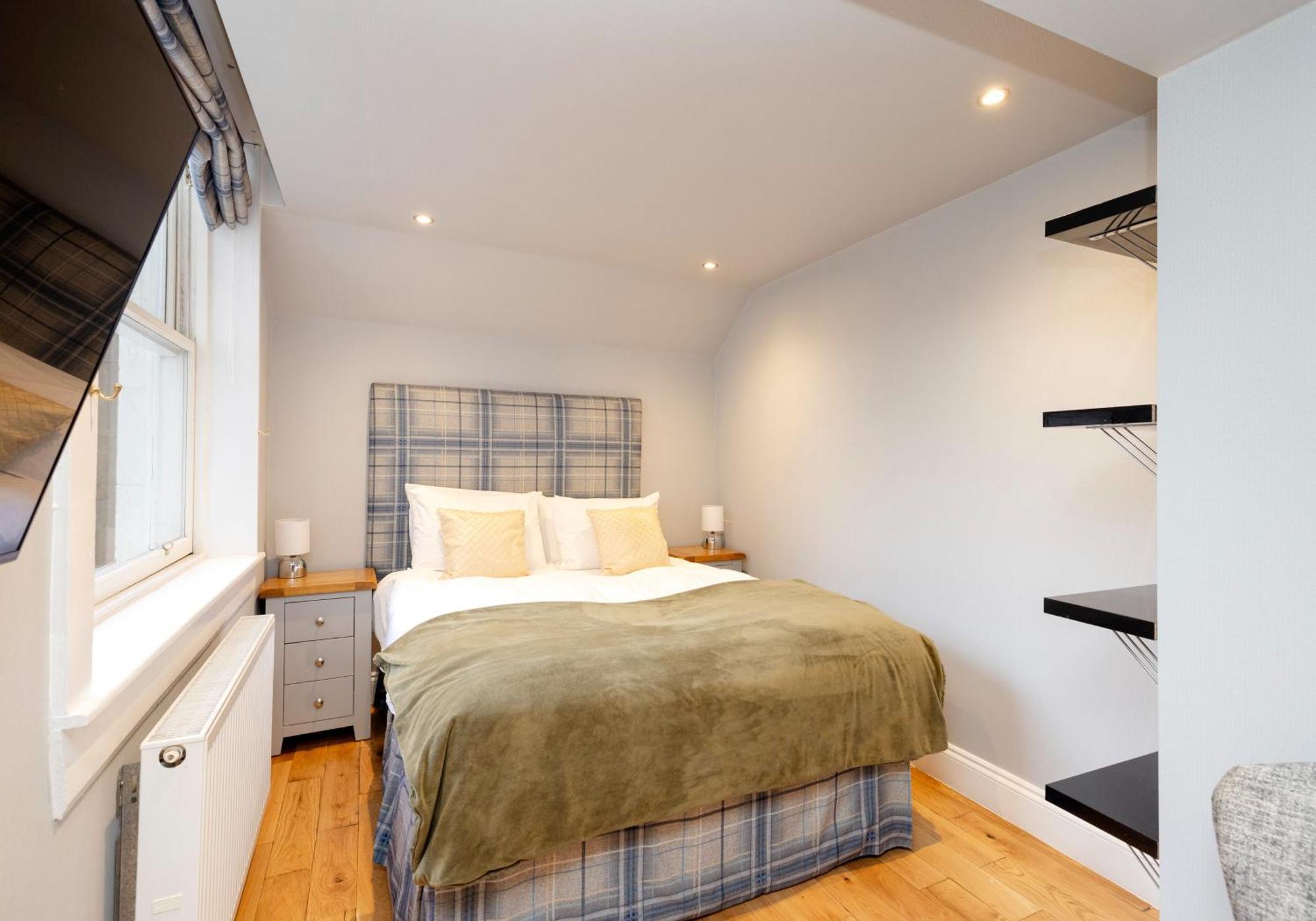 Beautiful 3bed On York Place Edinburgh