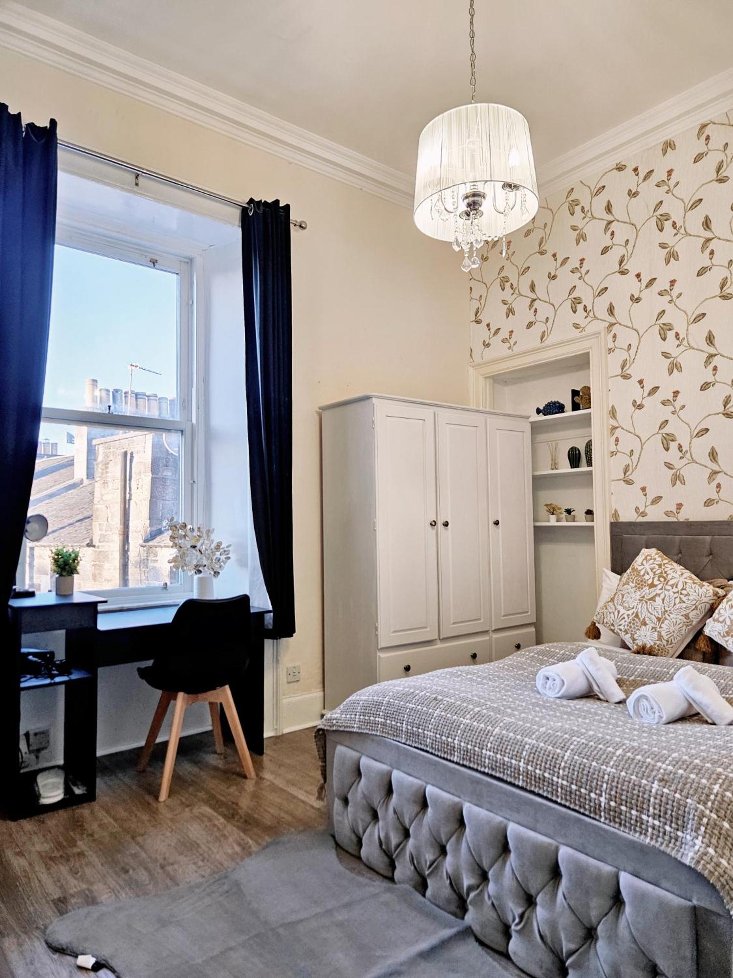 No15 Castle View Homestay *
