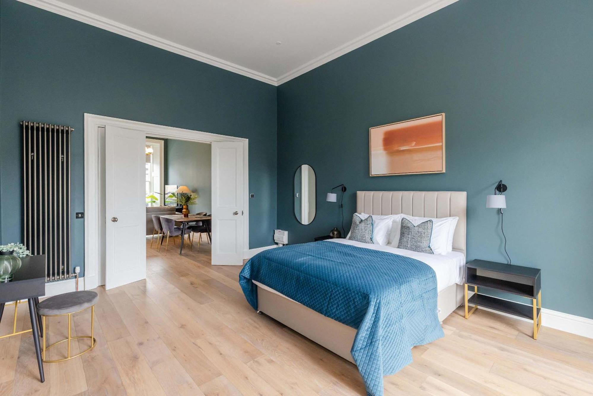 Dragon Luxury Serviced At Albyn Place Edinburgh