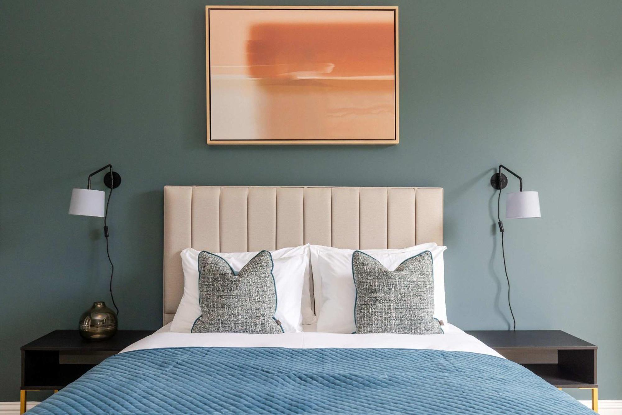 Dragon Luxury Serviced At Albyn Place *