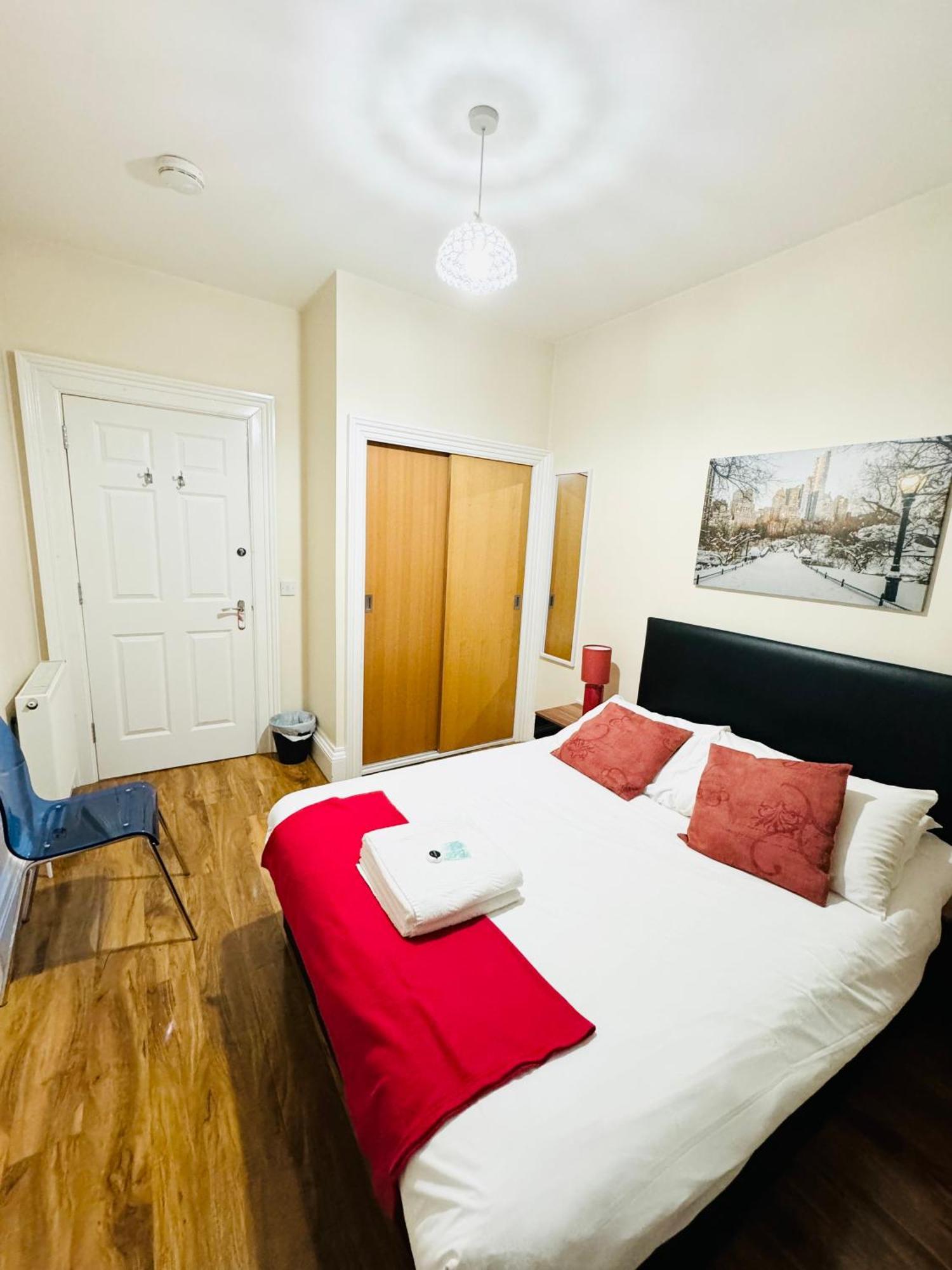 3 Bedroom With Castle Views