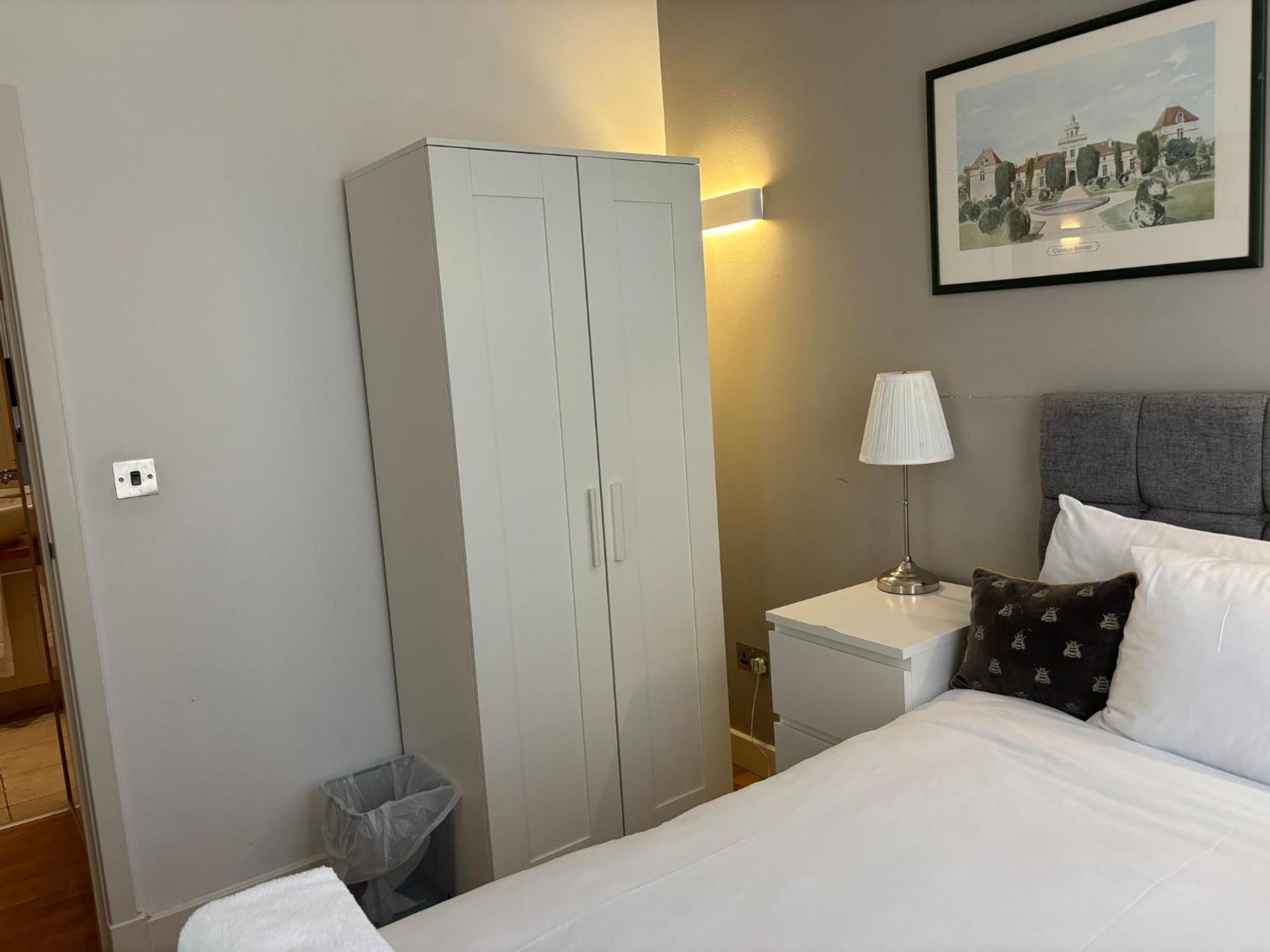 Extremely Quartermile Near To Castle And Apartment *