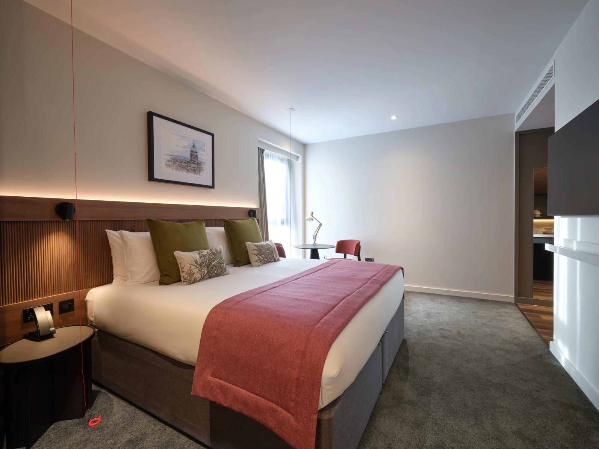 Hotel The Resident - Newly Open Edinburgh
