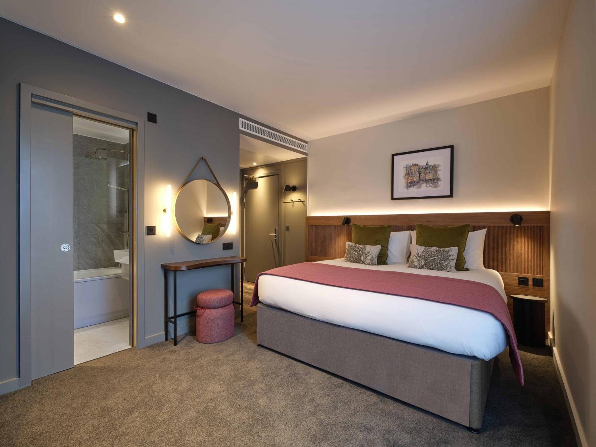 The Resident - Newly Open Hotel