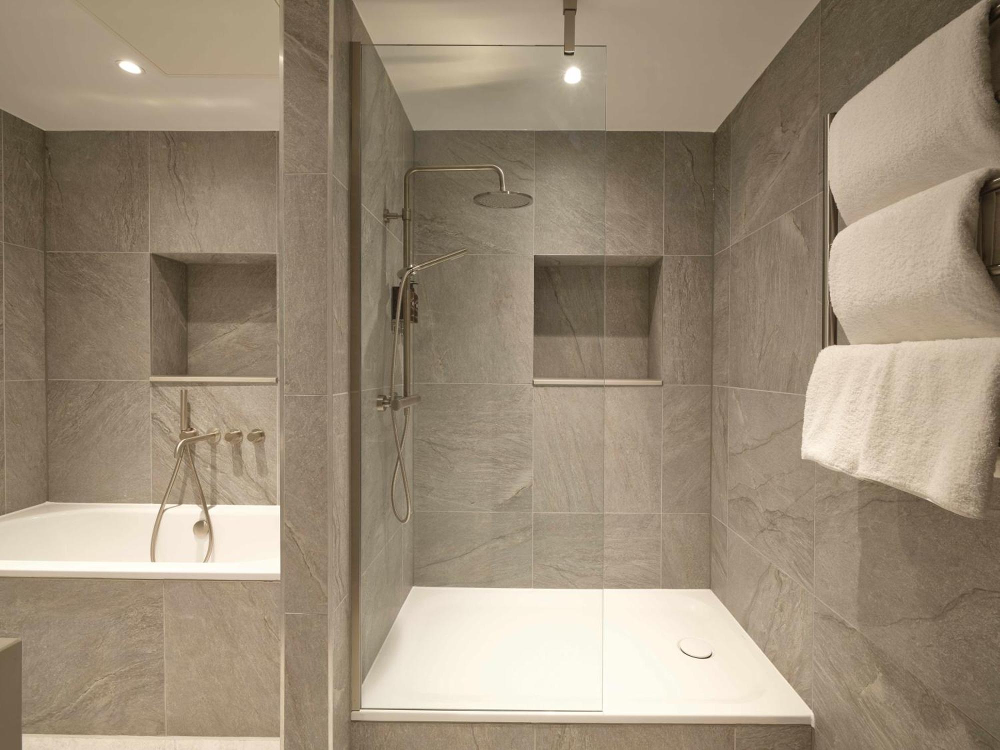 The Resident - Newly Open Hotel 4*