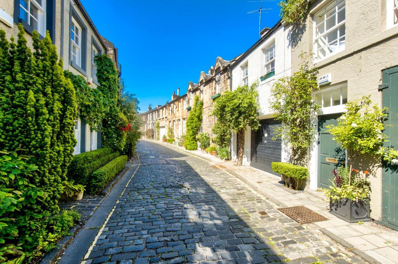 Guestready - Beautiful New Town With Patio Apartment Edinburgh