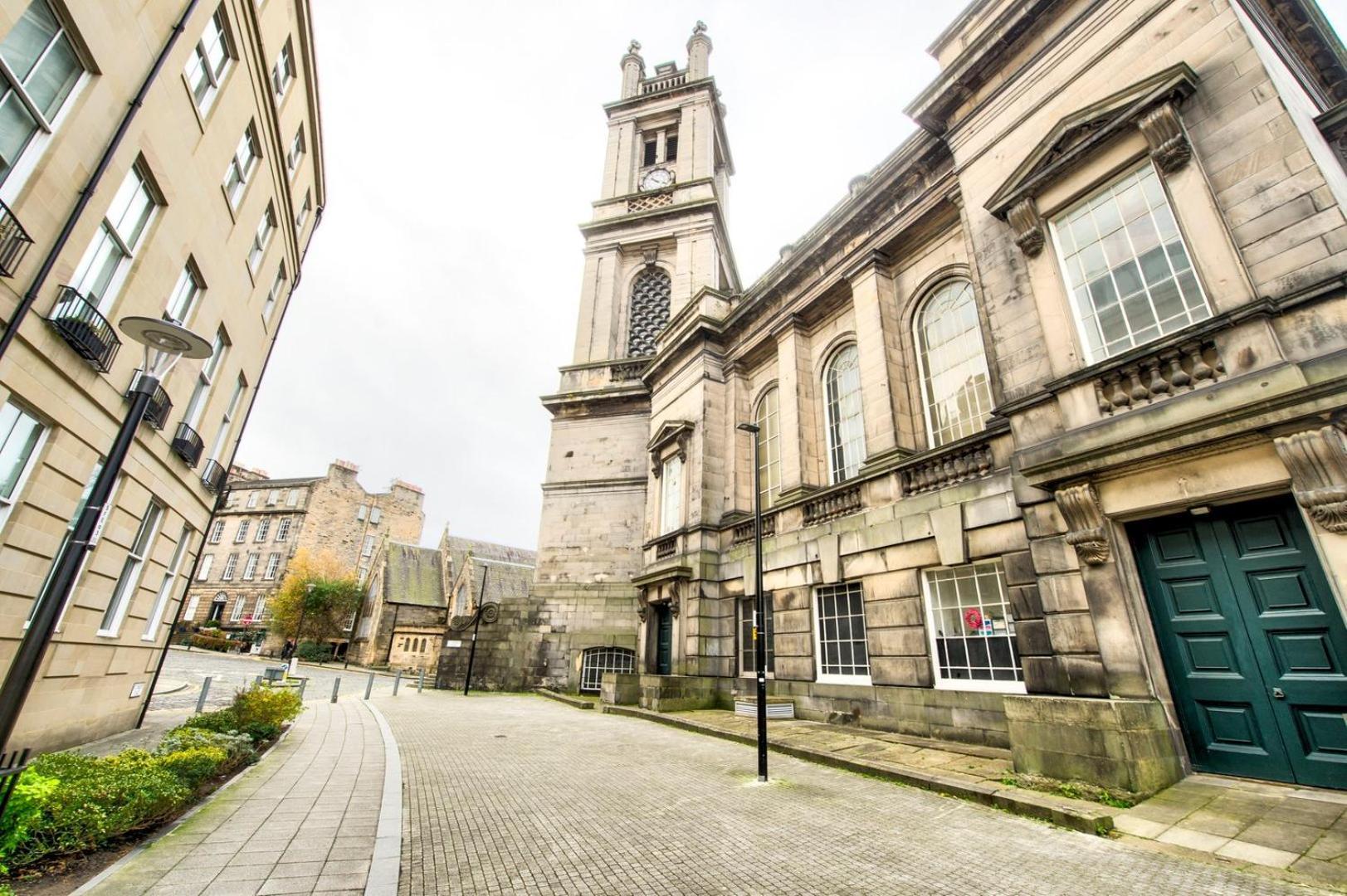 Guestready - Beautiful New Town With Patio