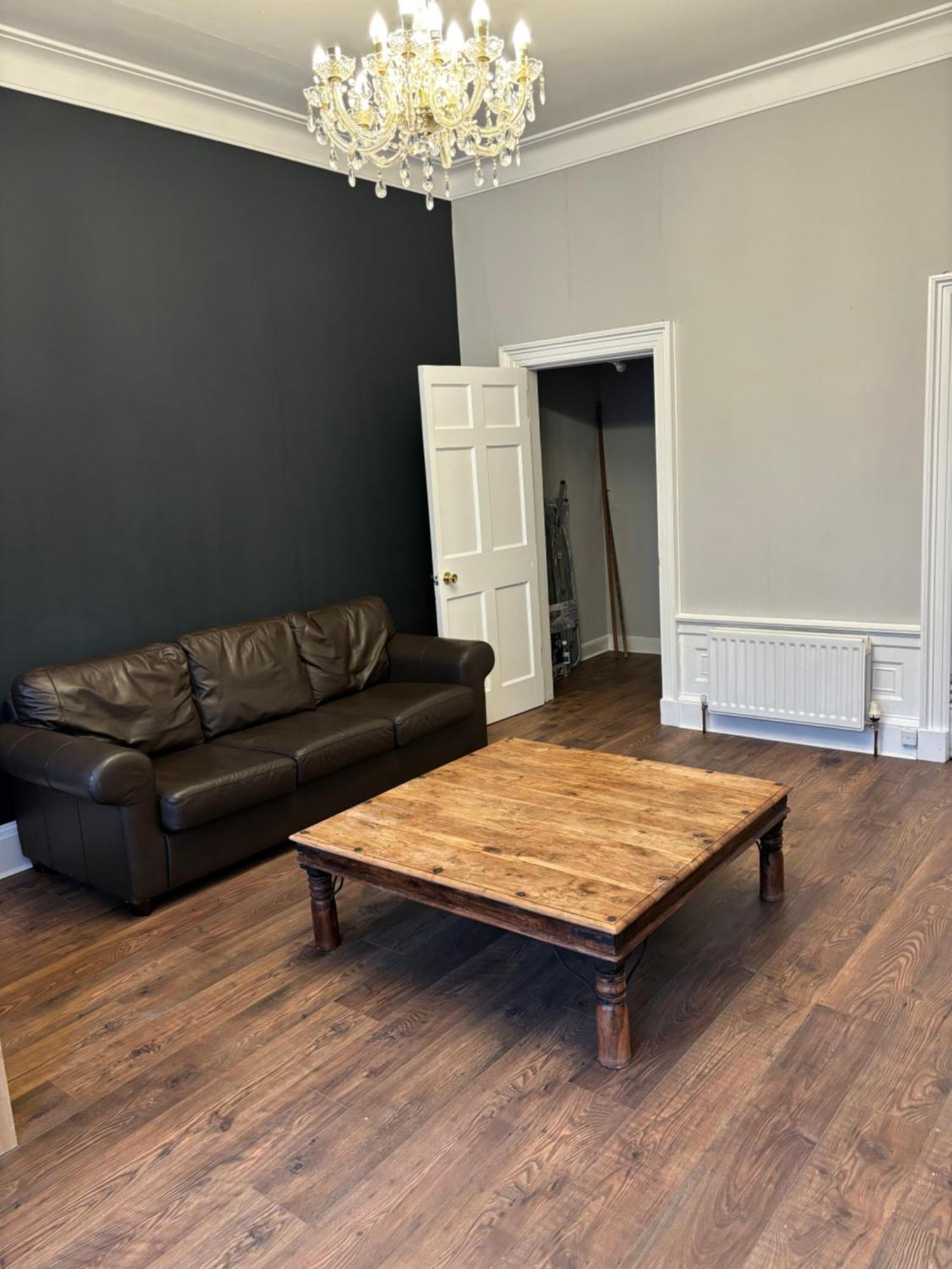 Centre Large 2 Bedroom For 5 People Edinburgh