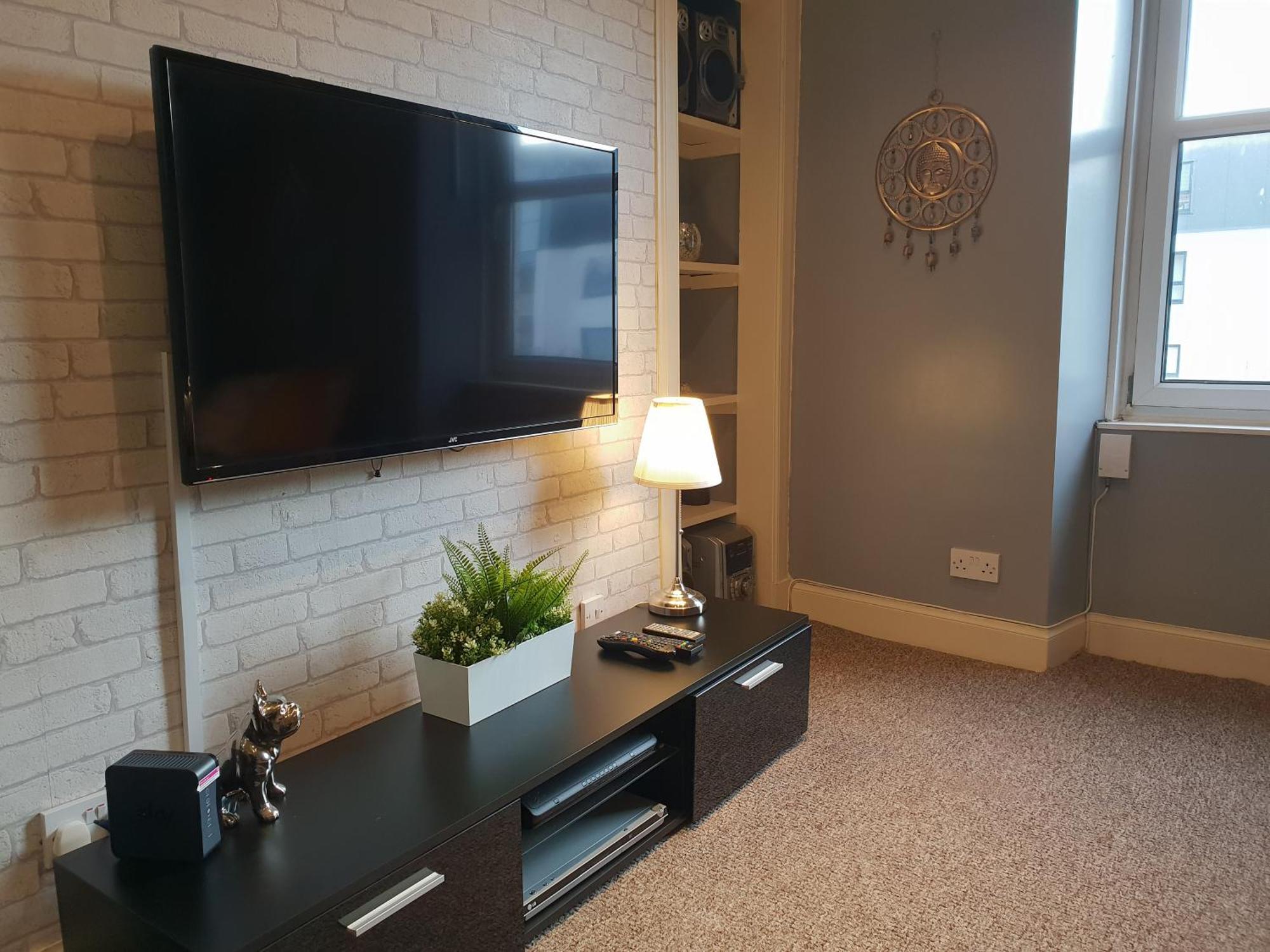 Apartment Modern Broughton - Walk To Centre And St Quarter