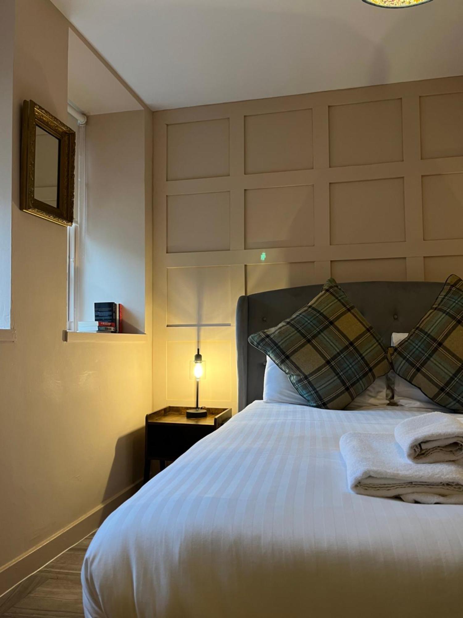 Apartment Warden's Close *
