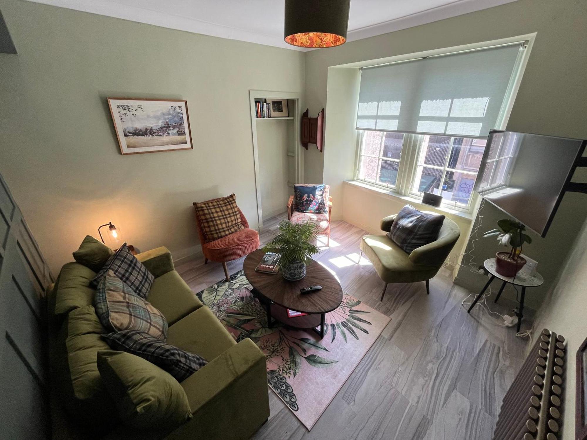Warden's Close Apartment Edinburgh