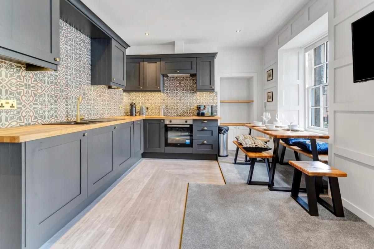 Apartment Warden's Close Edinburgh