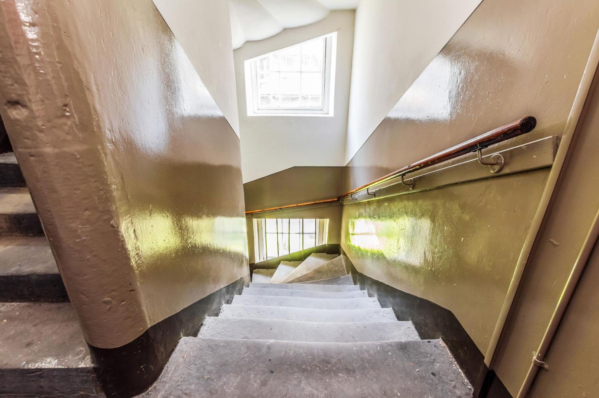 Large Super 3 Bed -princes Street, Parking Apartment Edinburgh