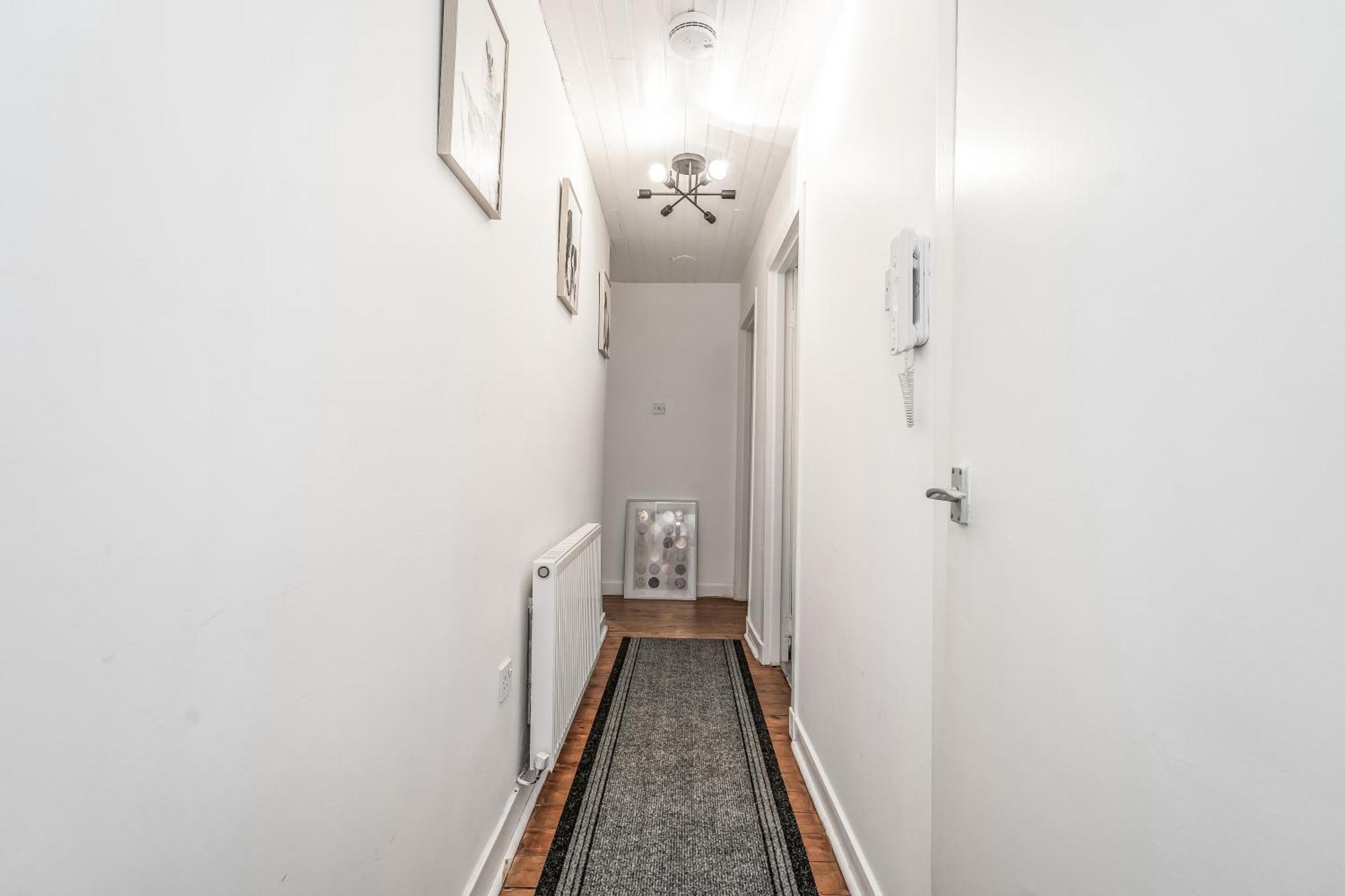 Apartment Cozy 2 Bed With Great View - Parking *