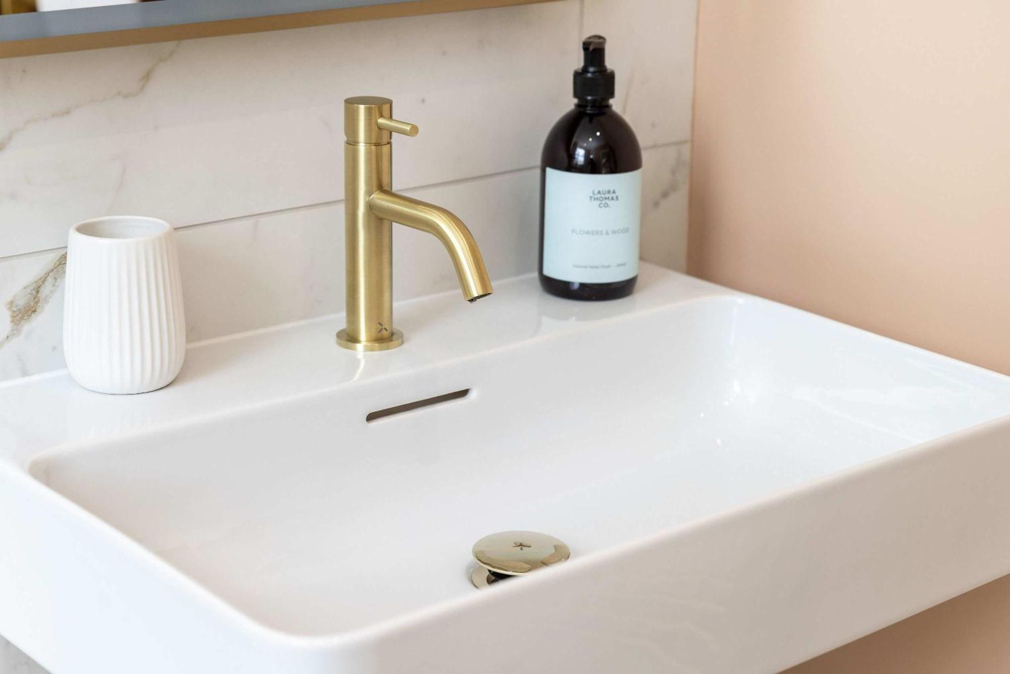 Dragon Luxury Serviced At Albyn Place Apartment Edinburgh