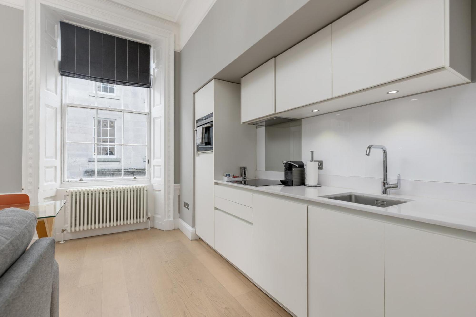 Destiny Scotland - Hill Street Apartment EDI