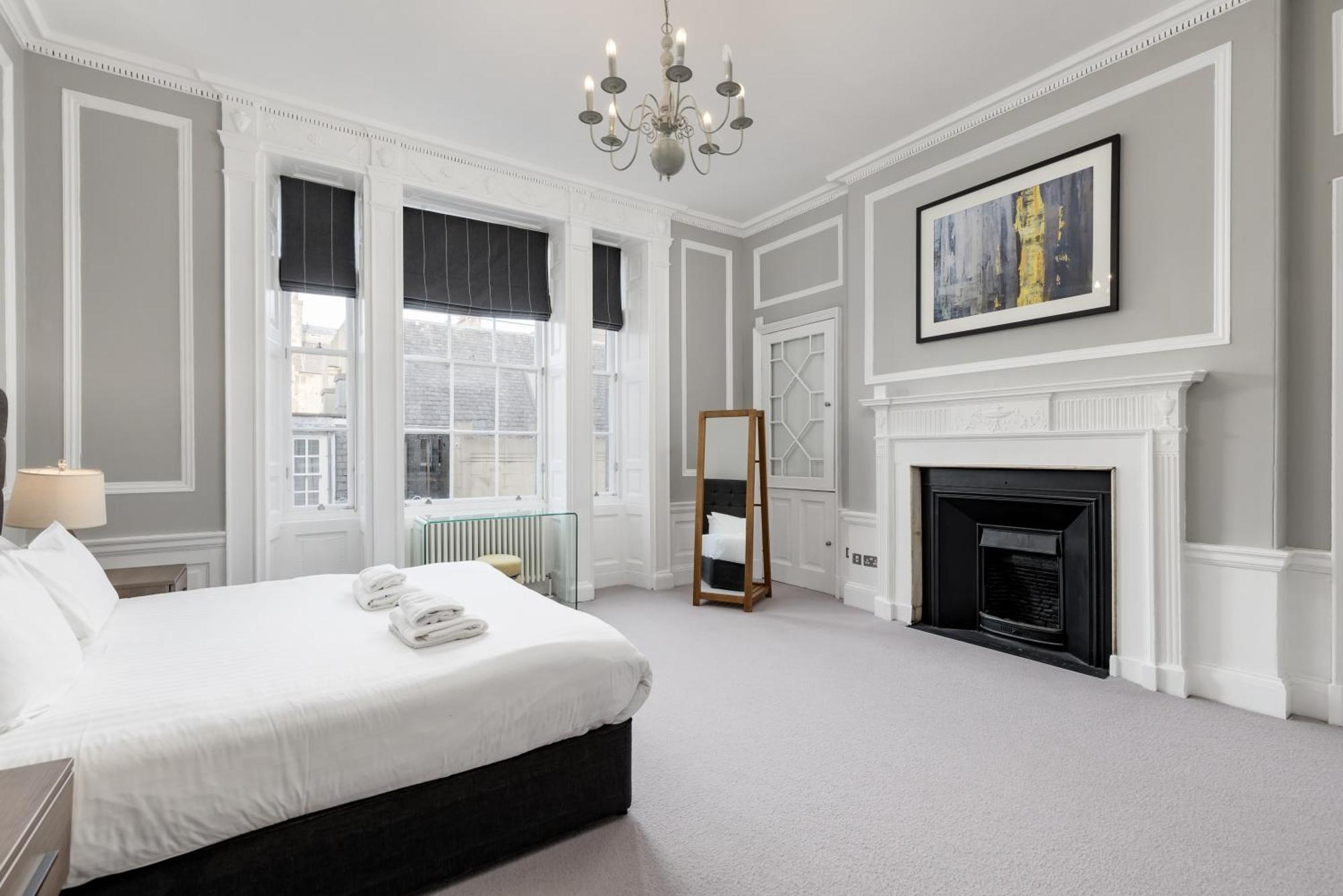 Destiny Scotland - Hill Street Apartment EDI
