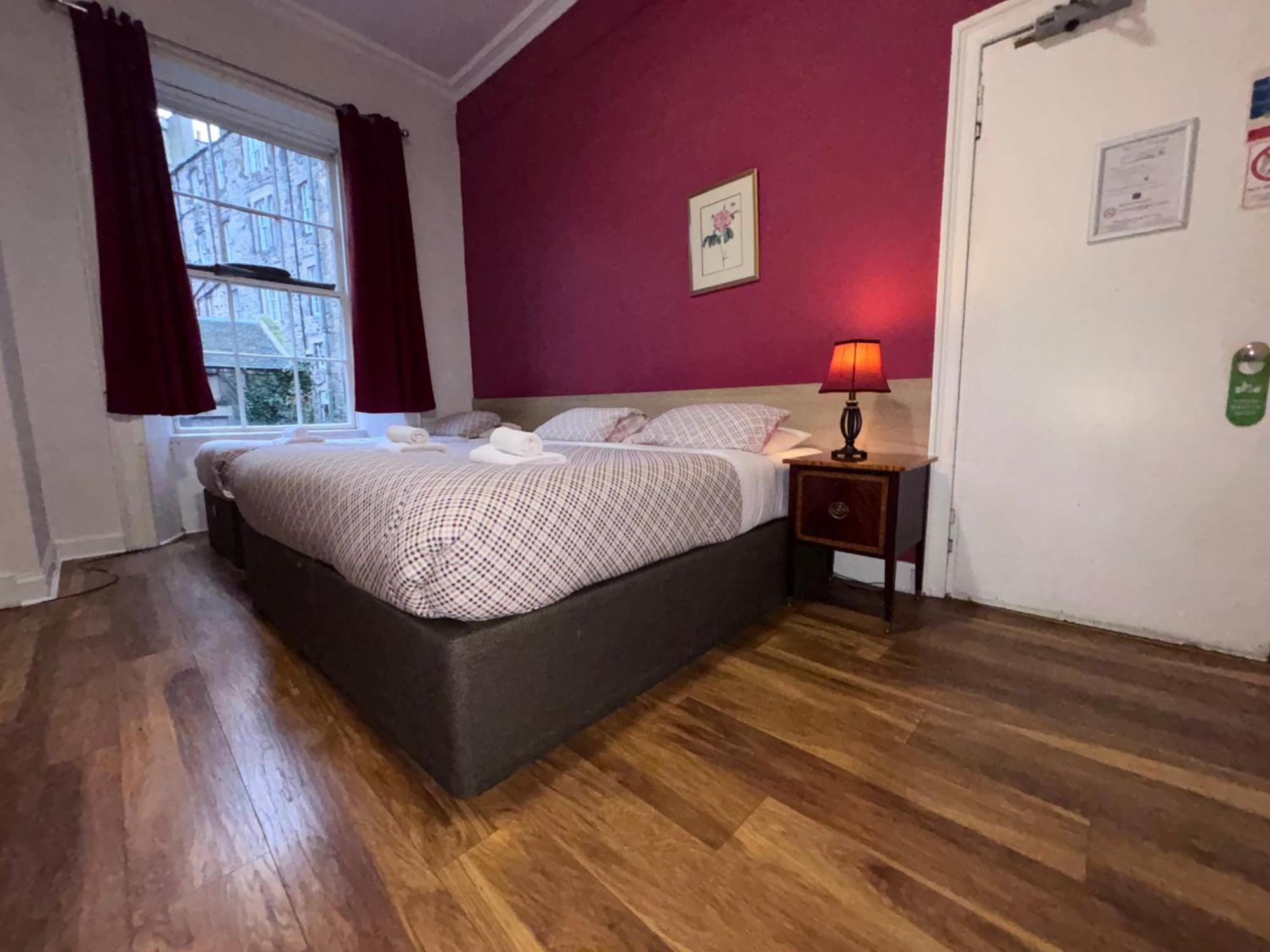 Guest house Regent House - Centre 3*