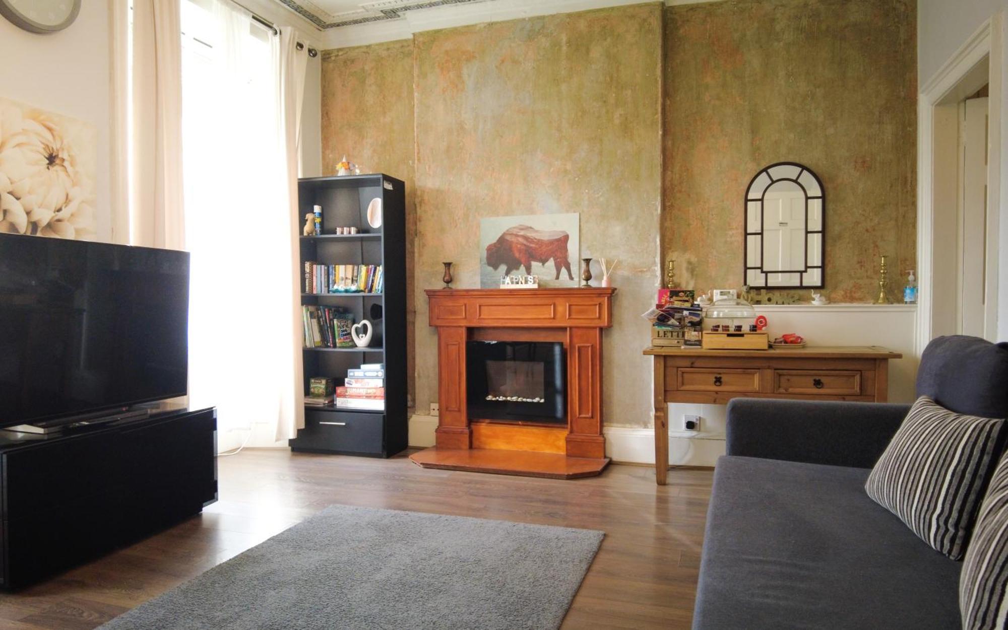 1 Bedrooms Flat In Haymarket, Heart Of Flat Sleeps 4 EDI