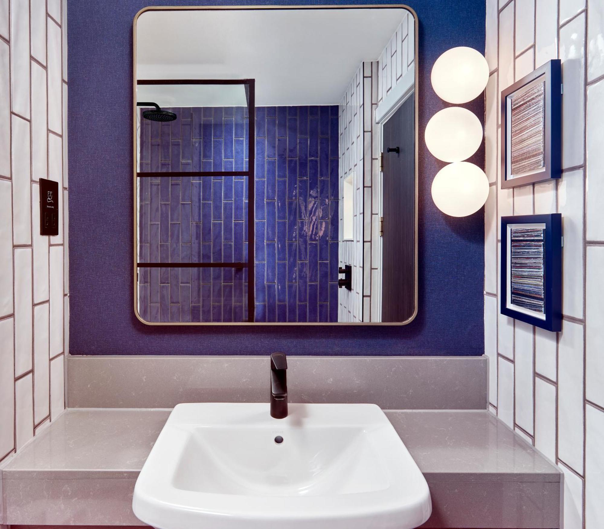 Nyx Hotel