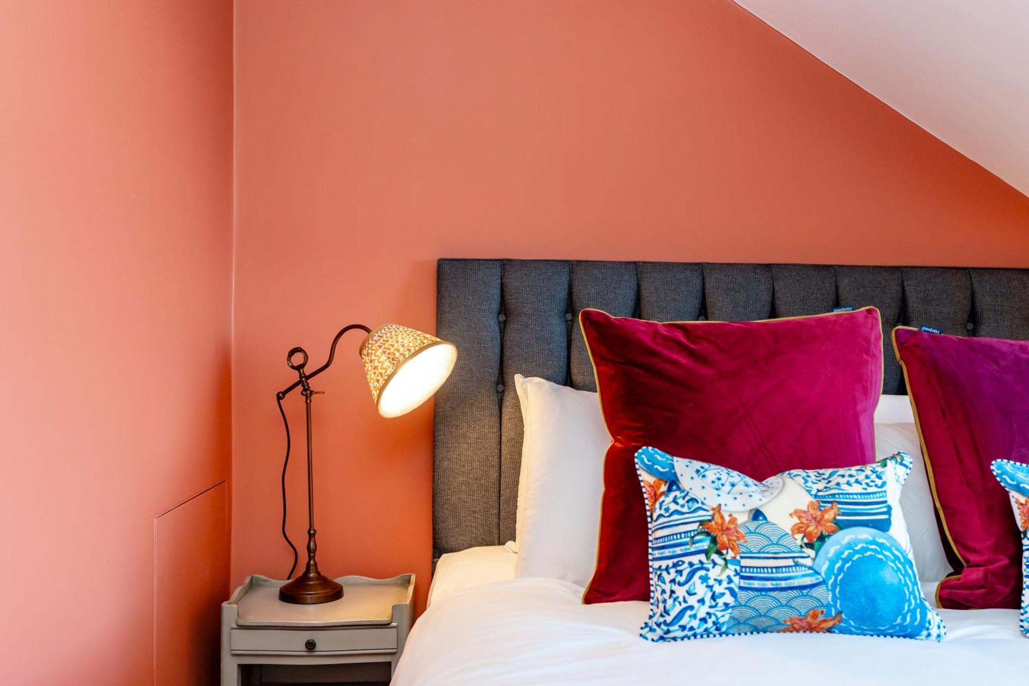 Dragon Luxury At 8 Albyn Place