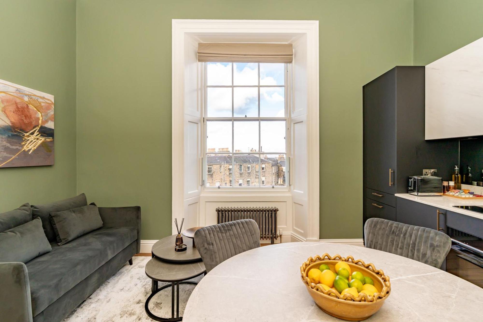Dragon Luxury At 8 Albyn Place Apartment *