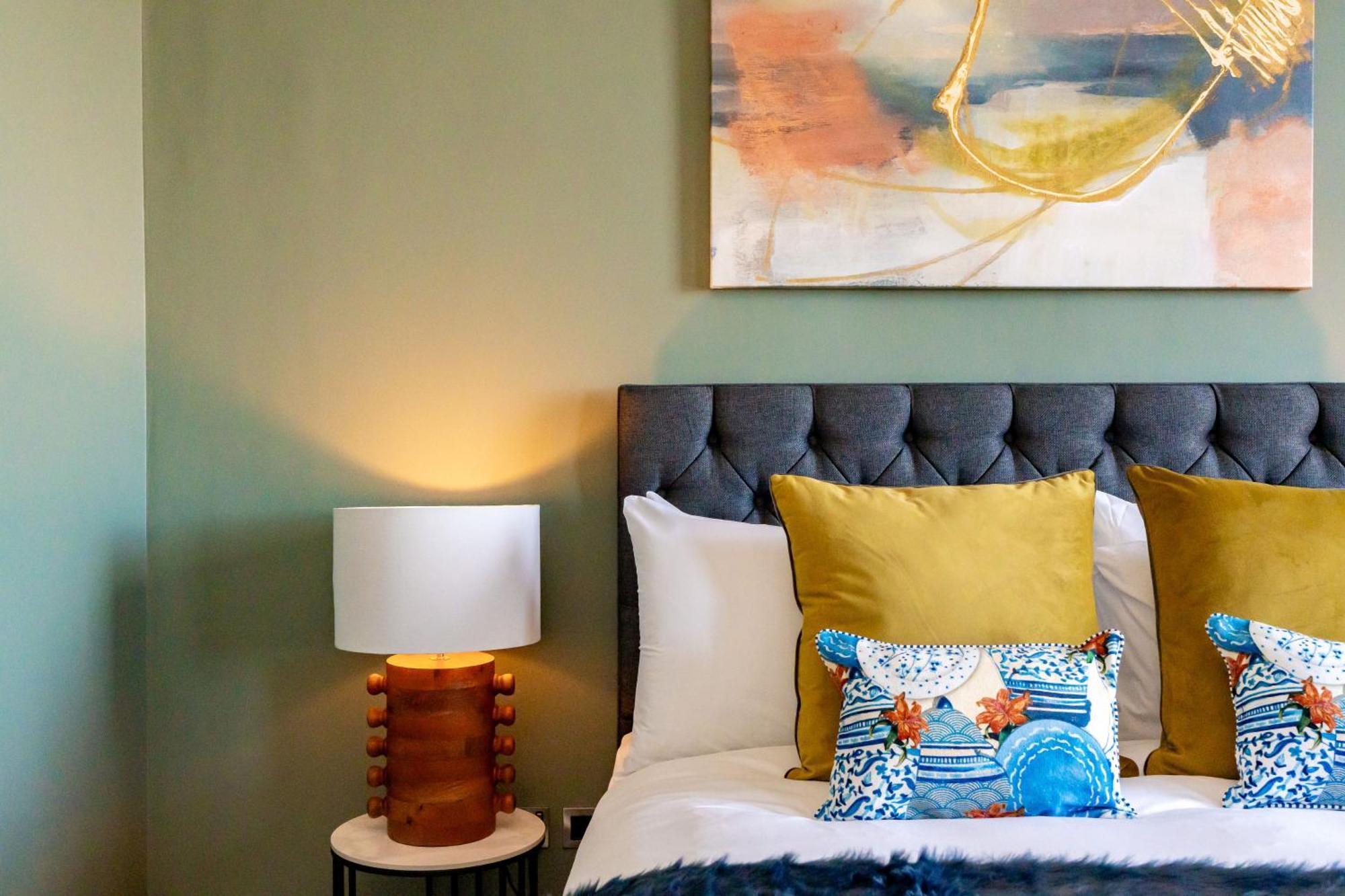 Dragon Luxury At 8 Albyn Place Apartment Edinburgh