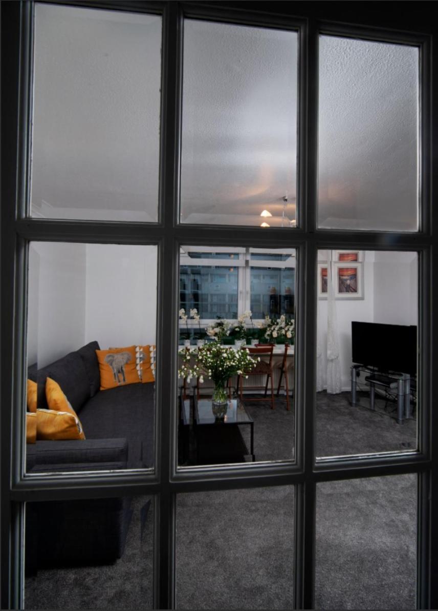 Holyrood Hideaway-city Centre 2-bed