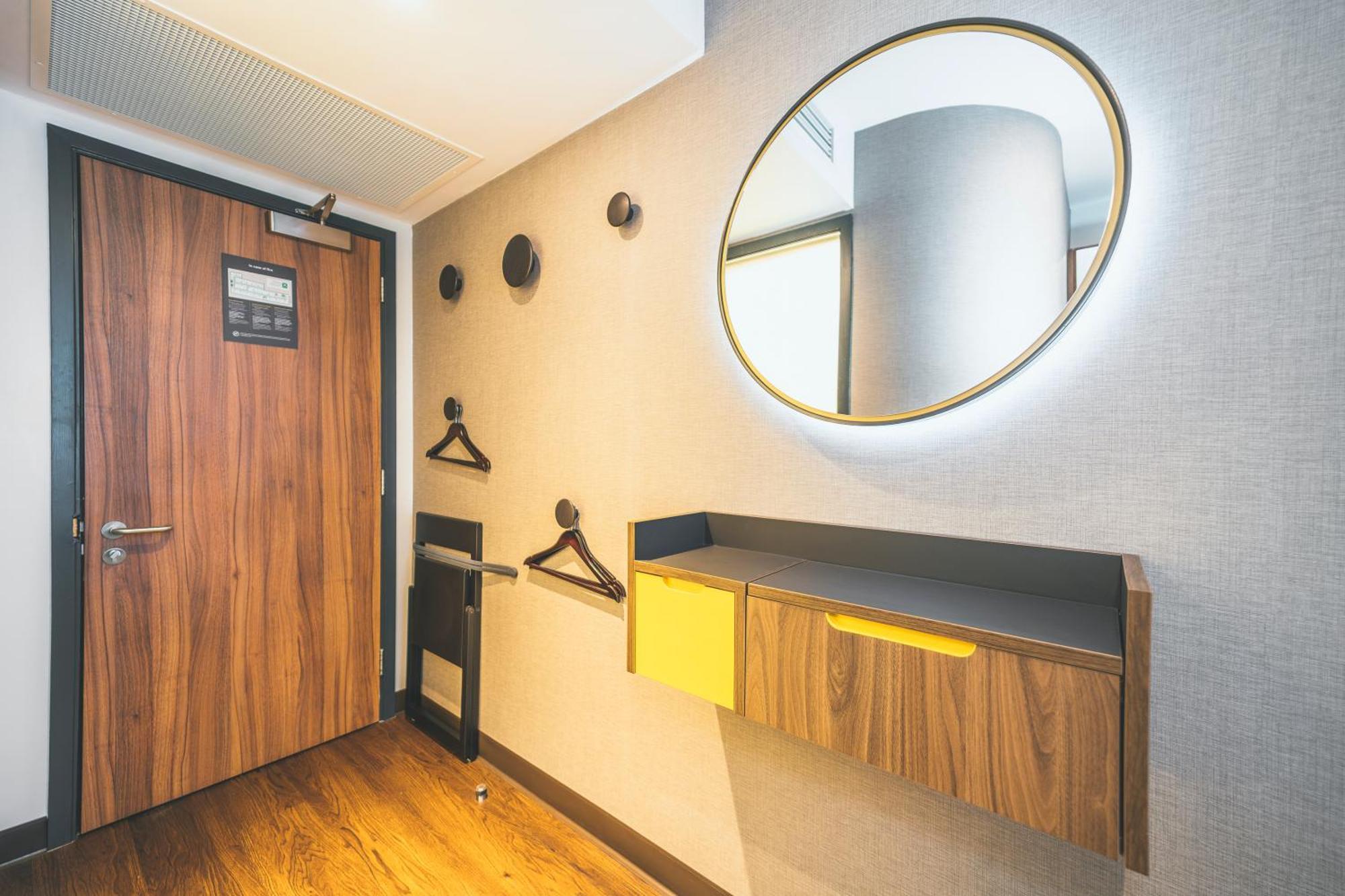 Hotel Point A Haymarket Edinburgh