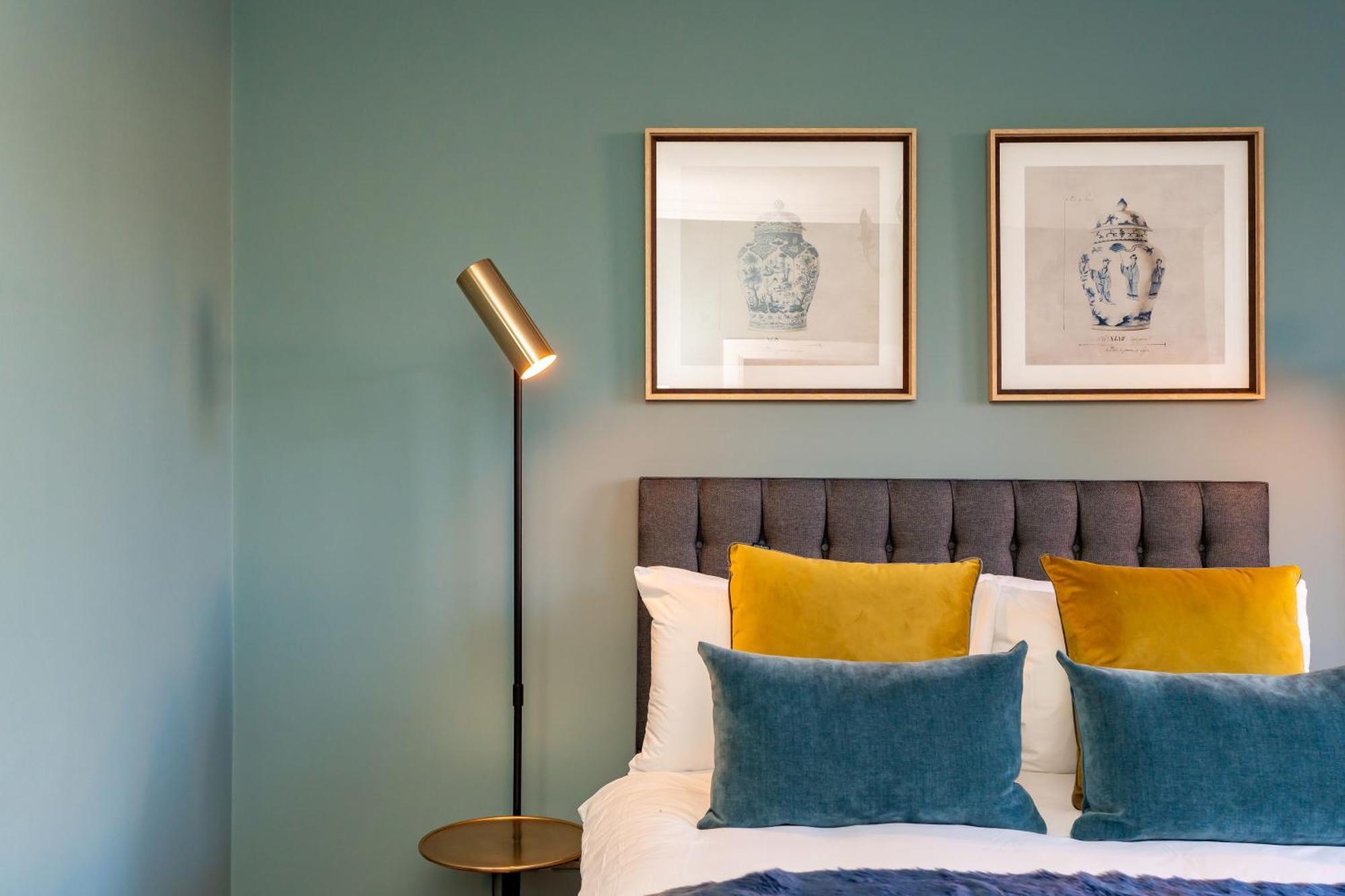 Apartment Dragon Luxury At 8 Albyn Place