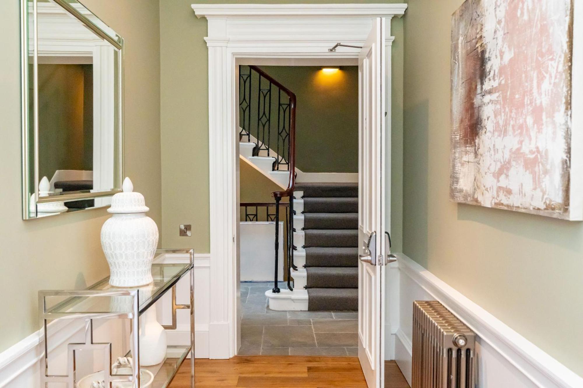 Apartment Dragon Luxury At 8 Albyn Place *