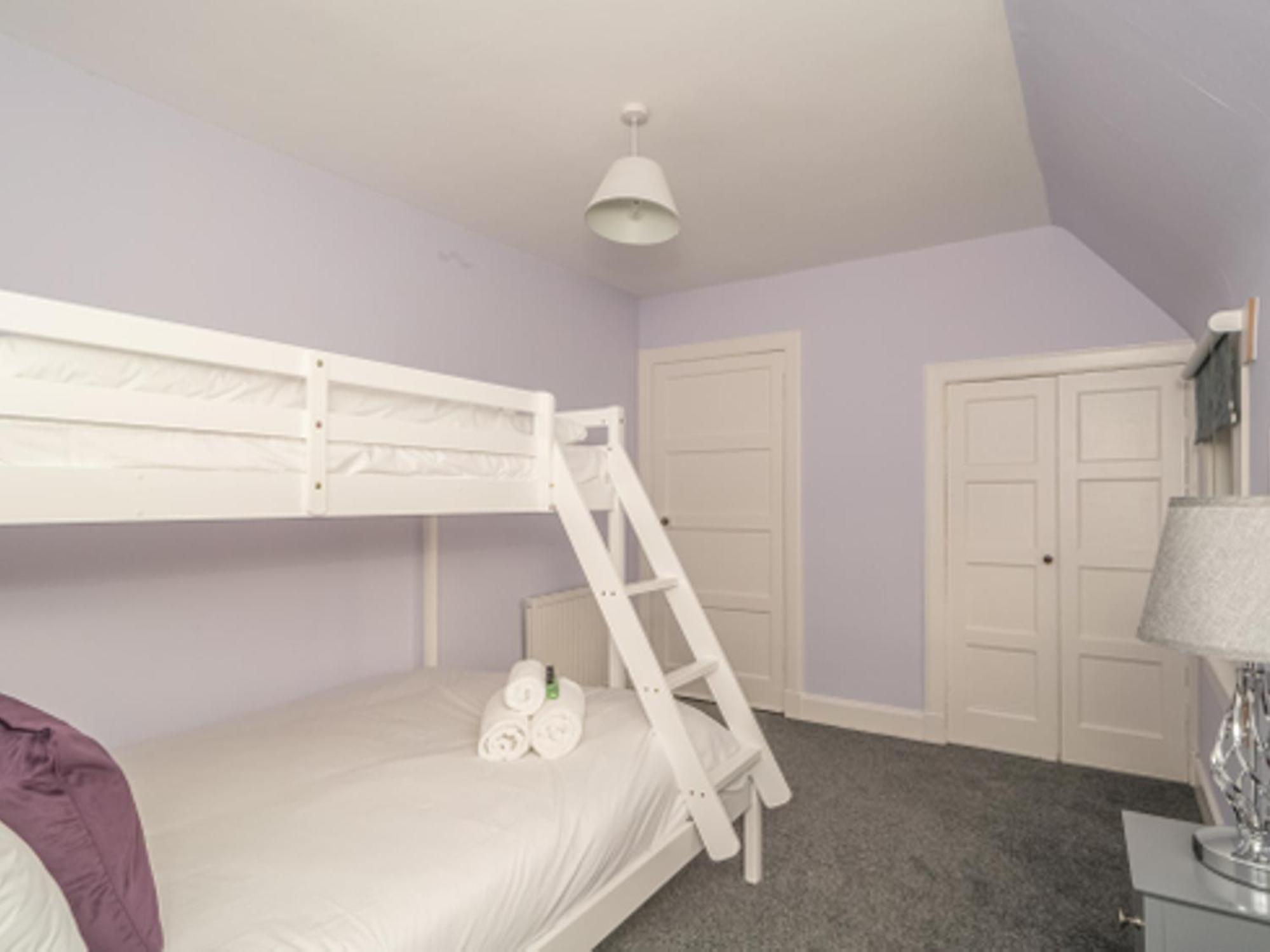 Holiday home Charming Family House In Rosewell - Pass The Keys *
