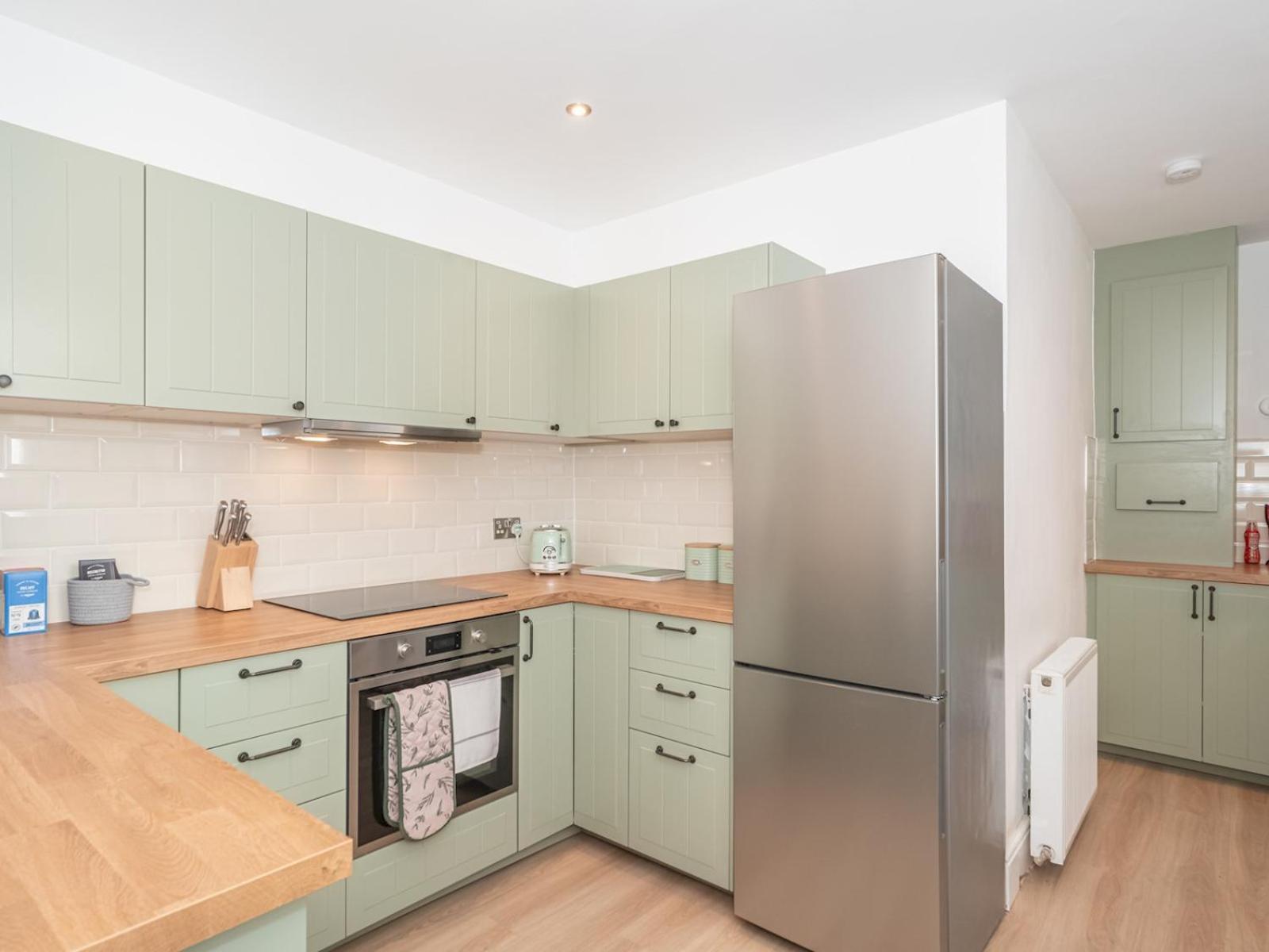 Charming Family House In Rosewell - Pass The Keys Edinburgh