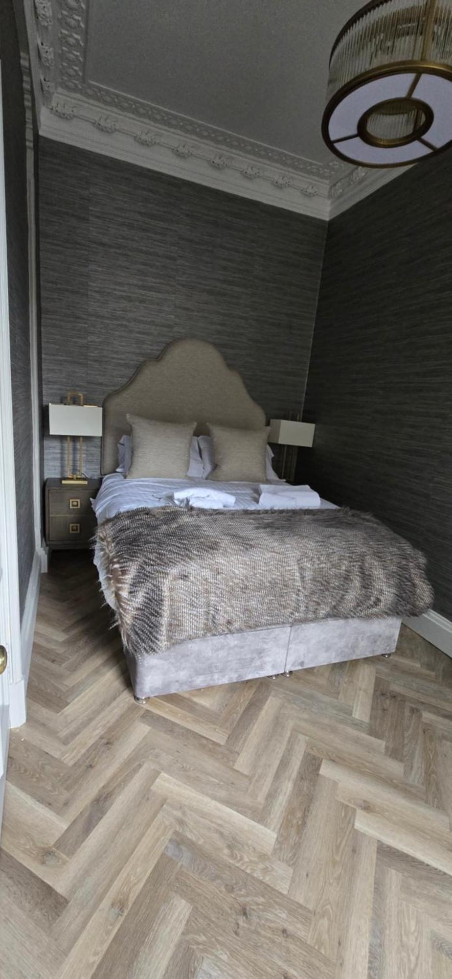 2 Bedroom Sofa Bed In Livingroom Castle View 1st Floor Sleeps 6 Apartment
