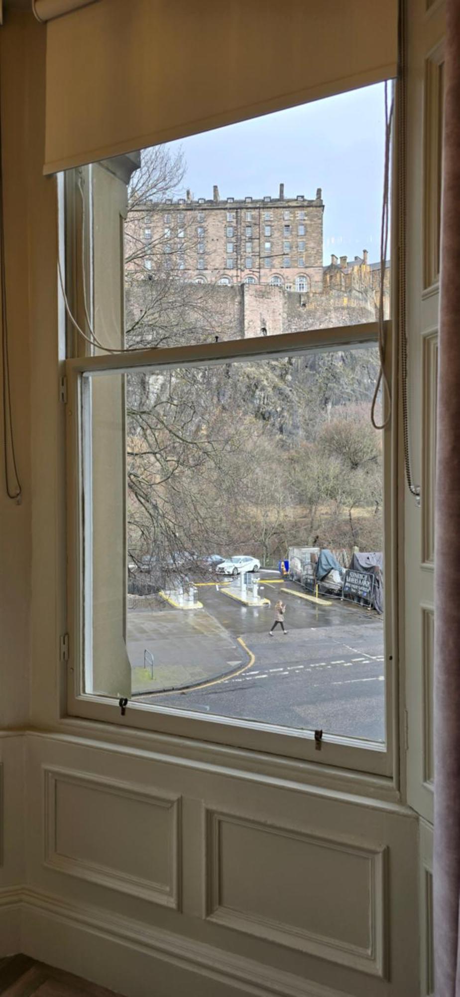 2 Bedroom Sofa Bed In Livingroom Castle View 1st Floor Sleeps 6 Apartment