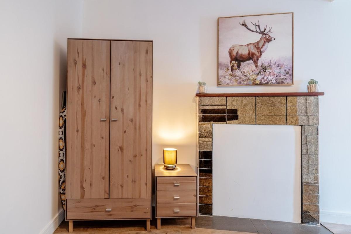 Cozy-free Parking-12 Mins Center Edinburgh
