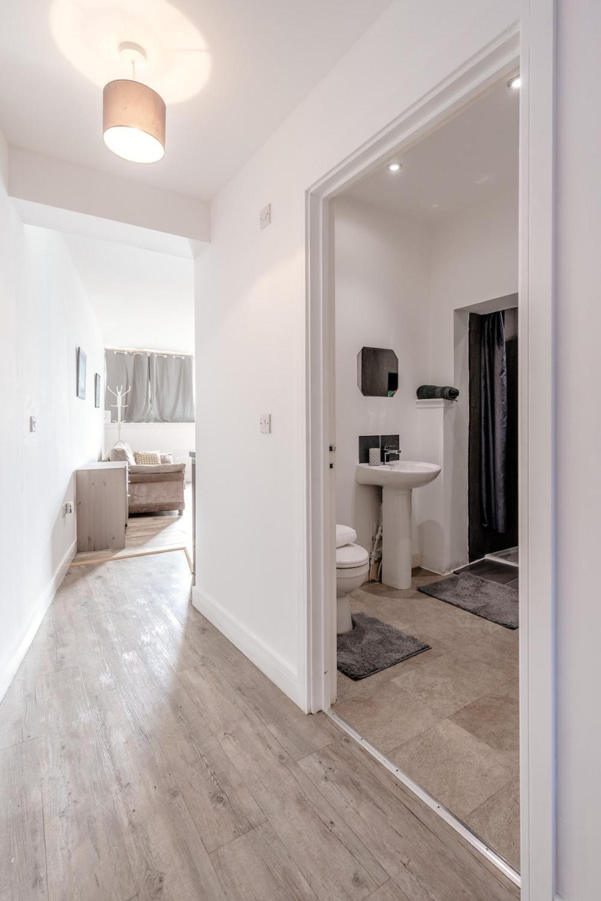 Cozy-free Parking-12 Mins Center Edinburgh