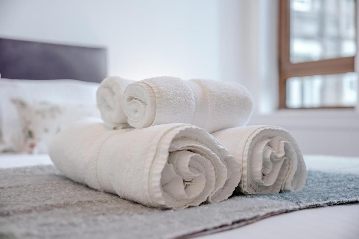 Apartment Cozy-free Parking-12 Mins Center *