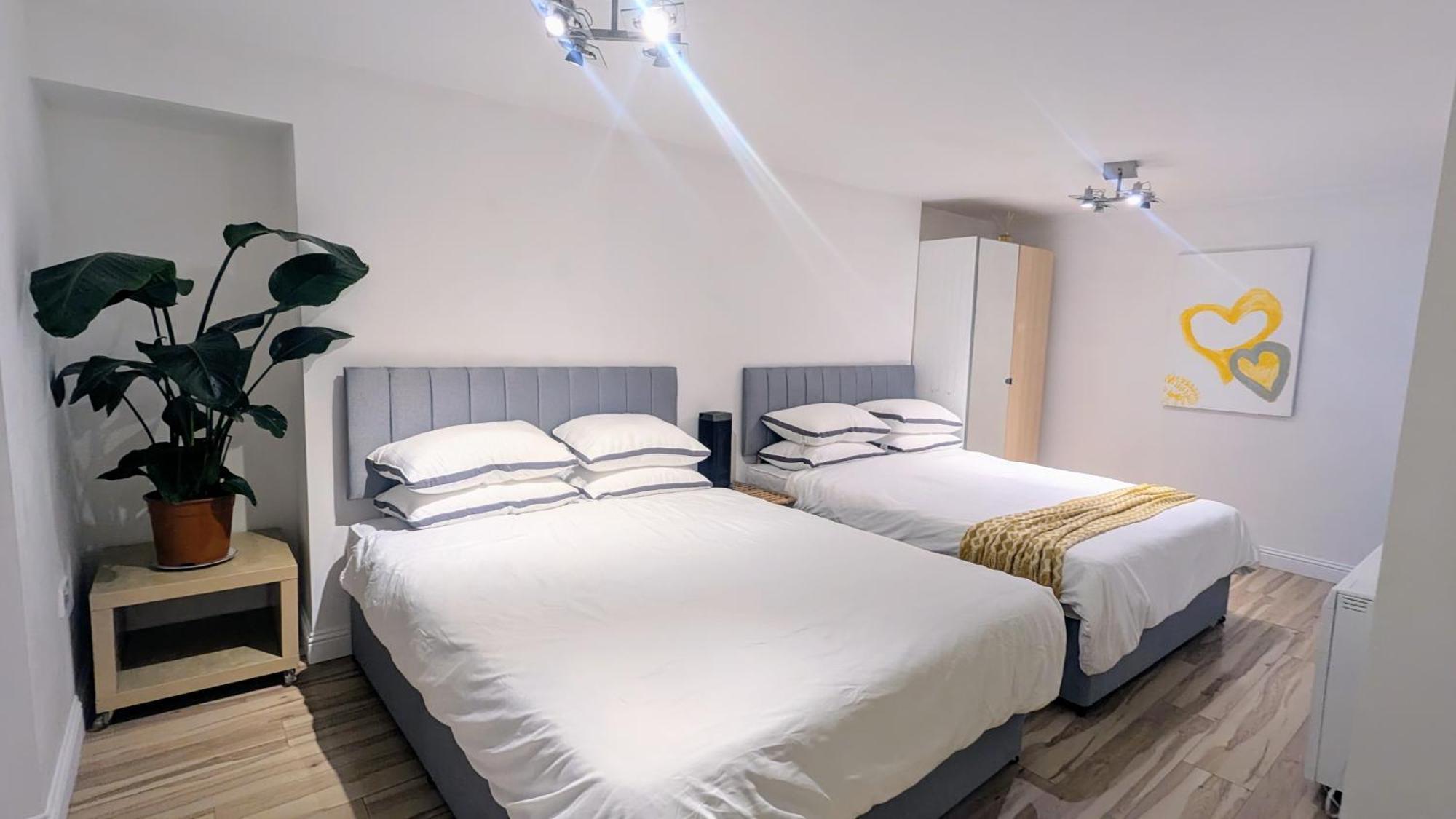 Nook Apartment