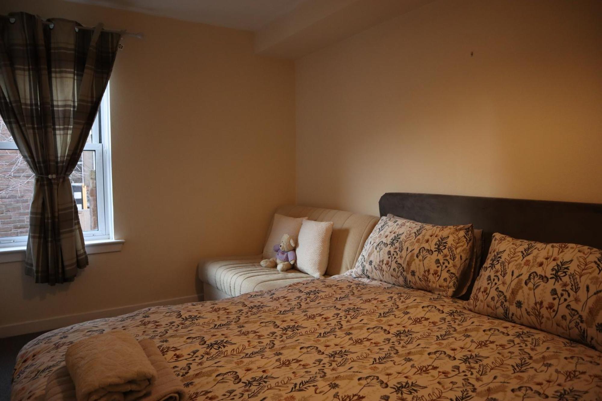 Apartment 3 Bedrooms Flat In Old Town Sleeps 6