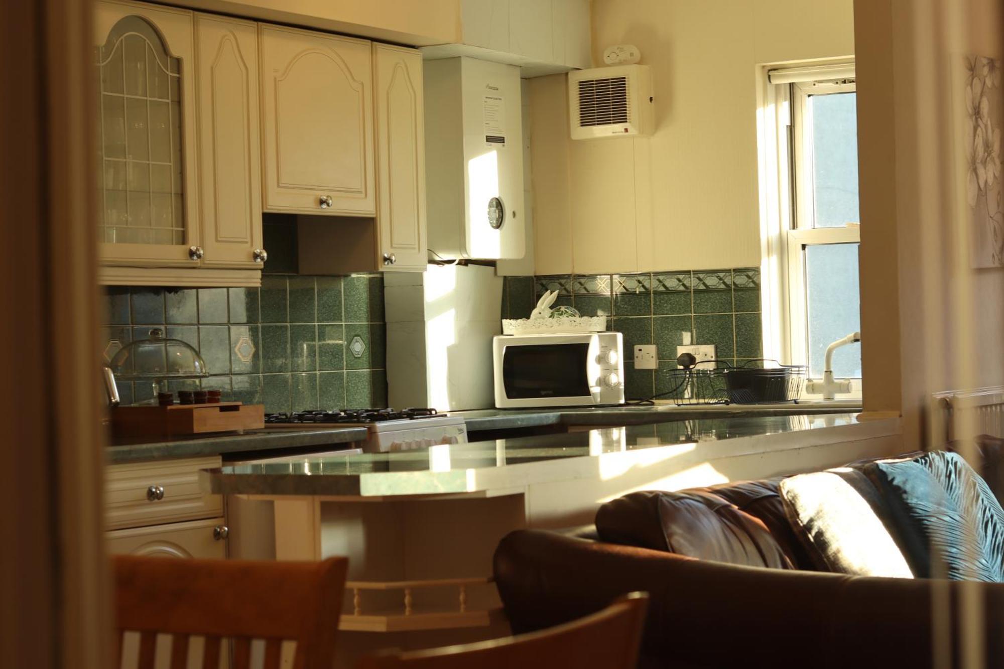 Apartment 3 Bedrooms Flat In Old Town Sleeps 6 Edinburgh