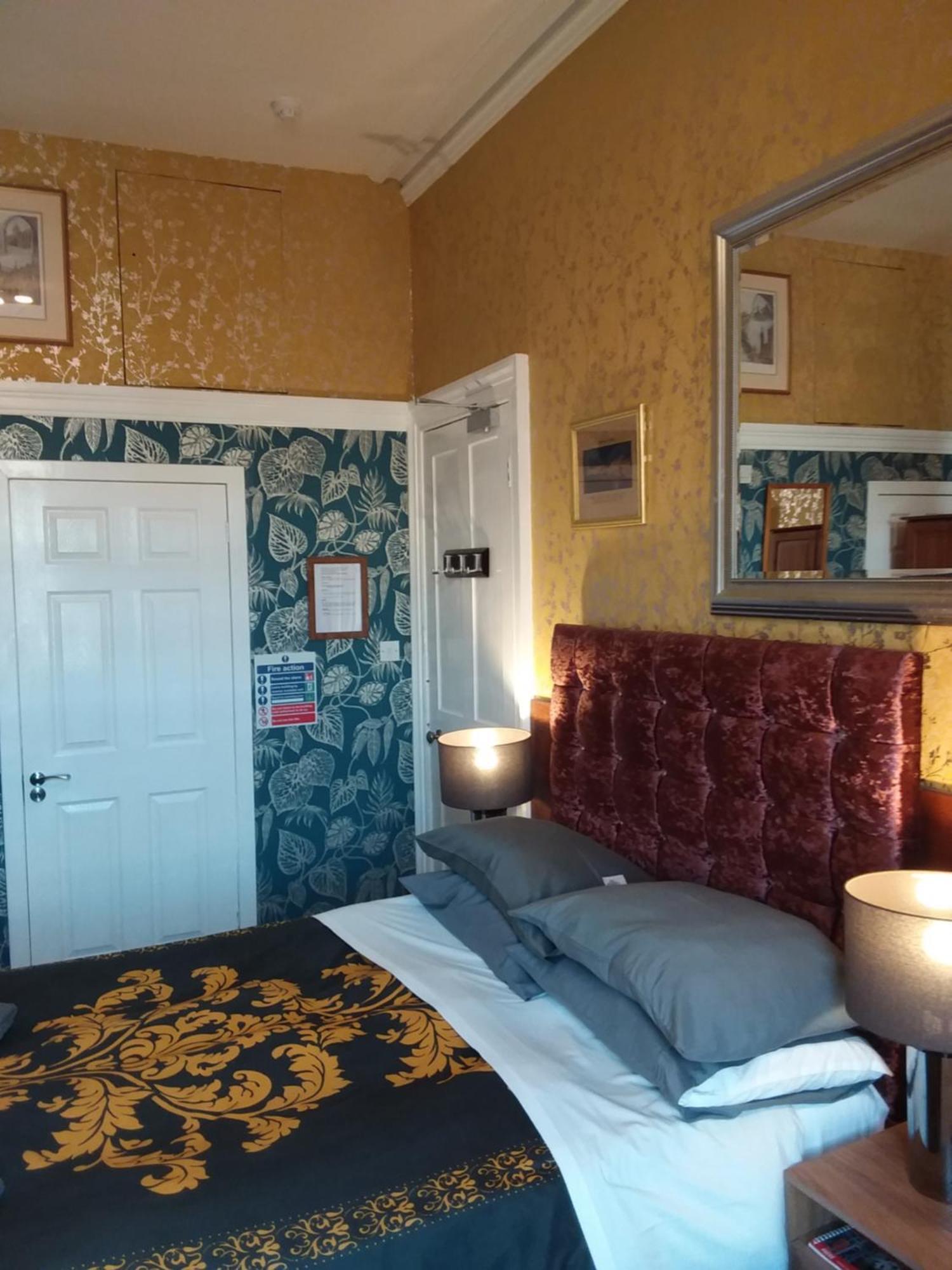 Guest house Ivy- Braveheart Edinburgh