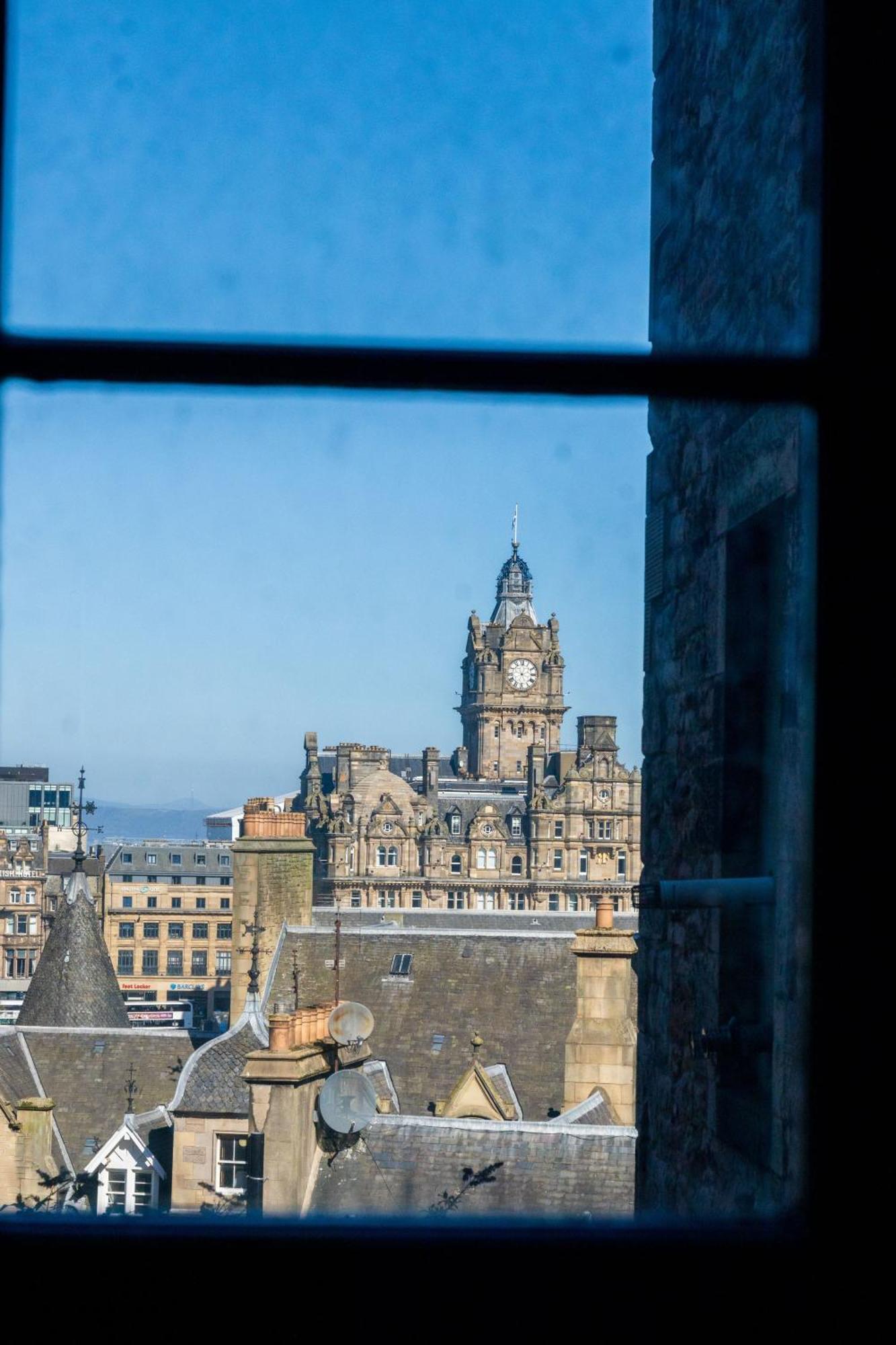 Tron Kirk Apartment Edinburgh