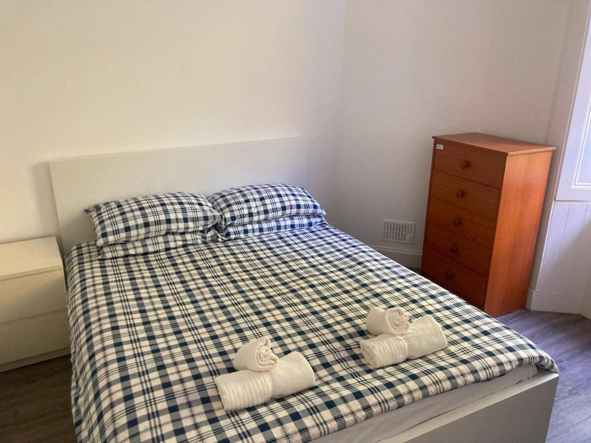 Apartment Spacious Center Main Door Flat