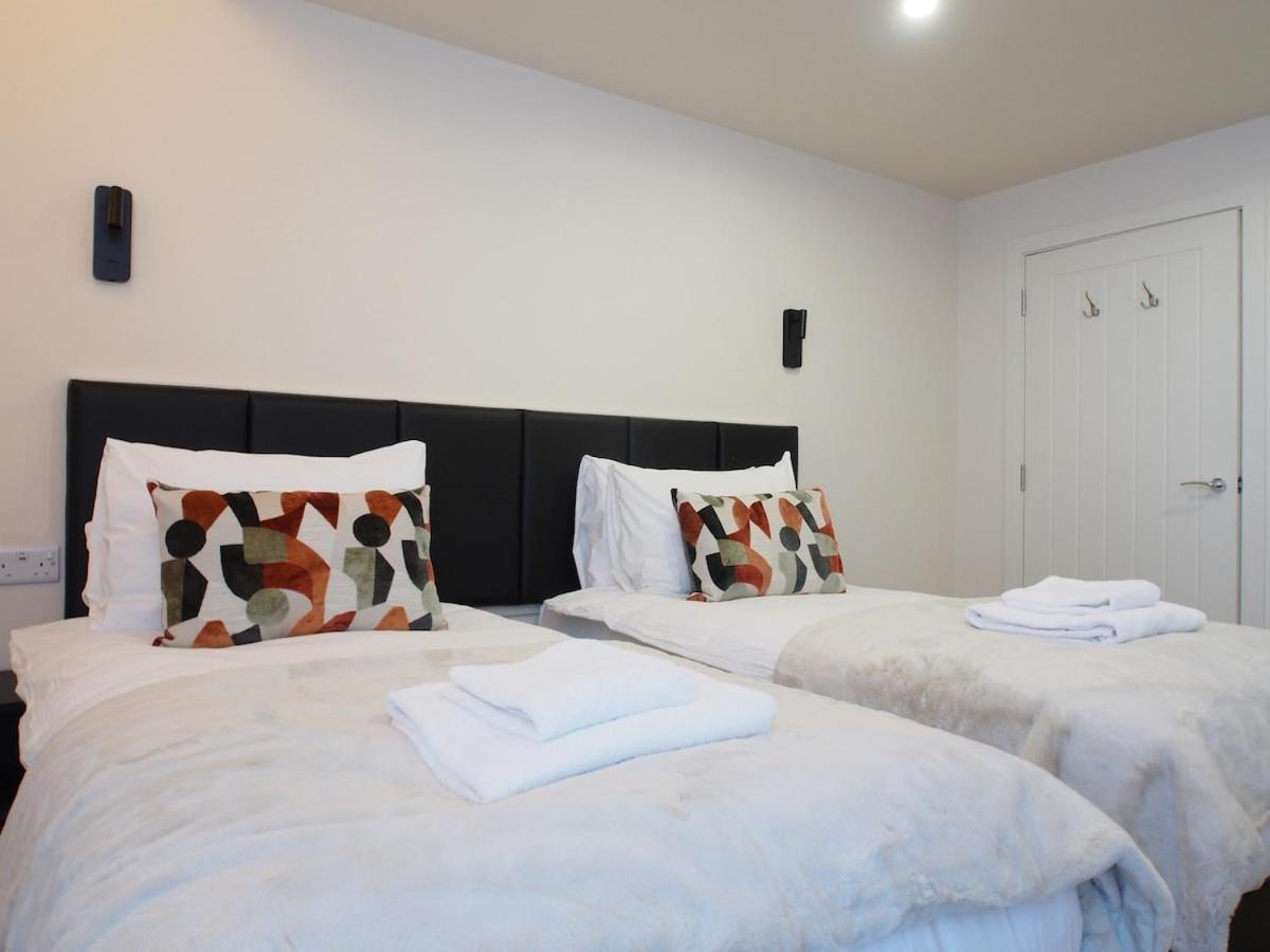 Apartment Stylish Mezzanine Loft In - Flat 5, Elgin House Edinburgh