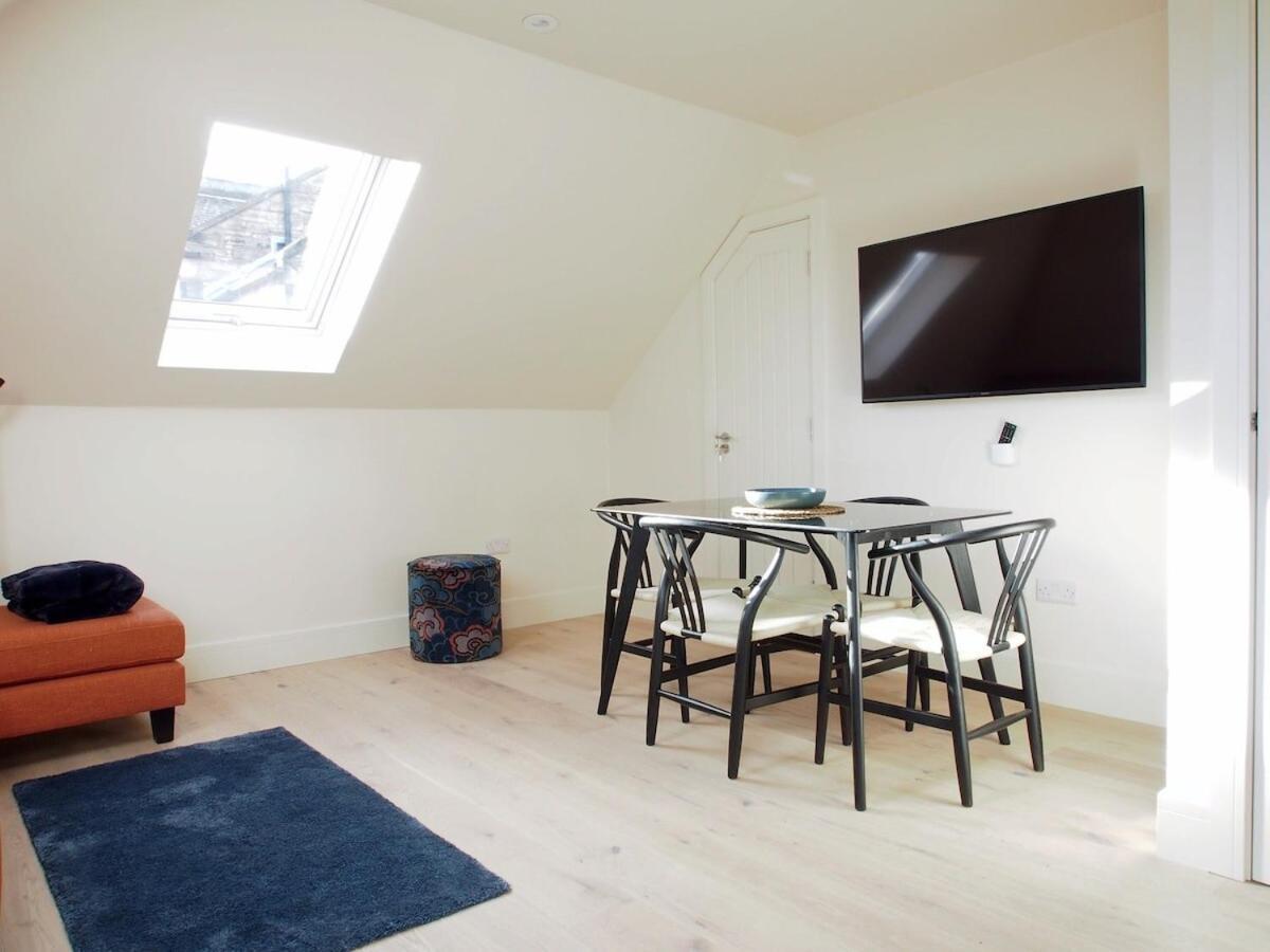 Stylish Mezzanine Loft In - Flat 5, Elgin House Edinburgh